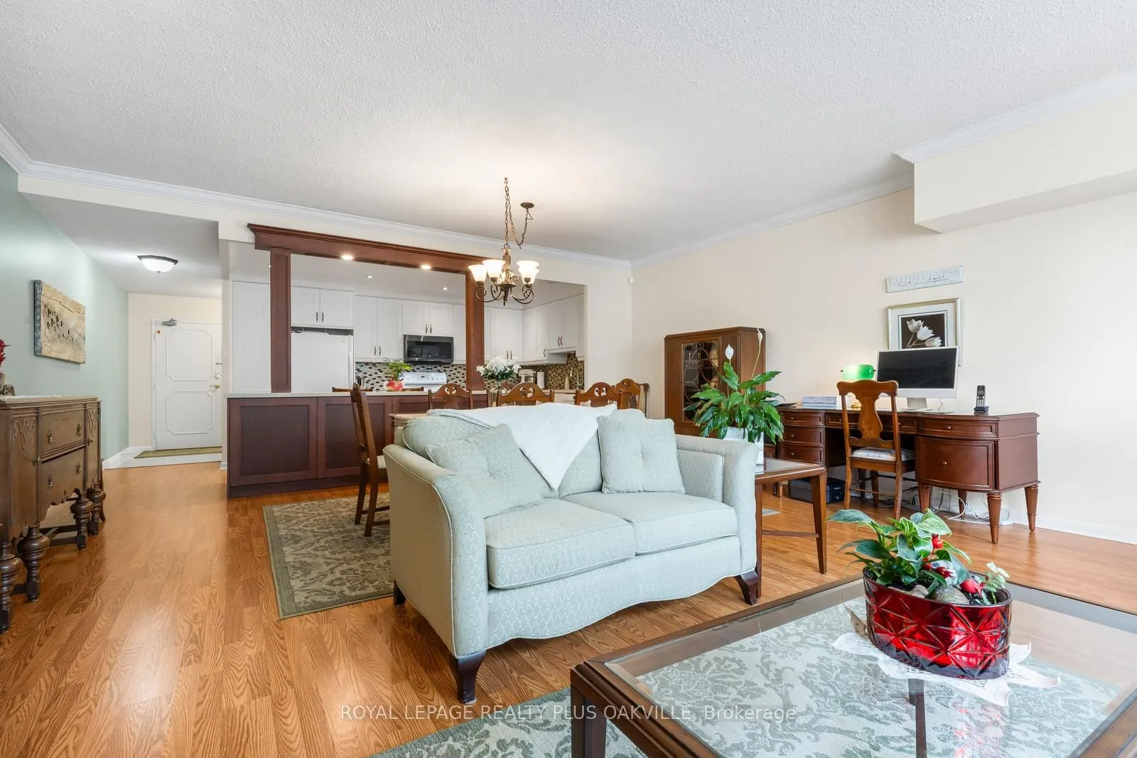 2175 Marine Drive #102
