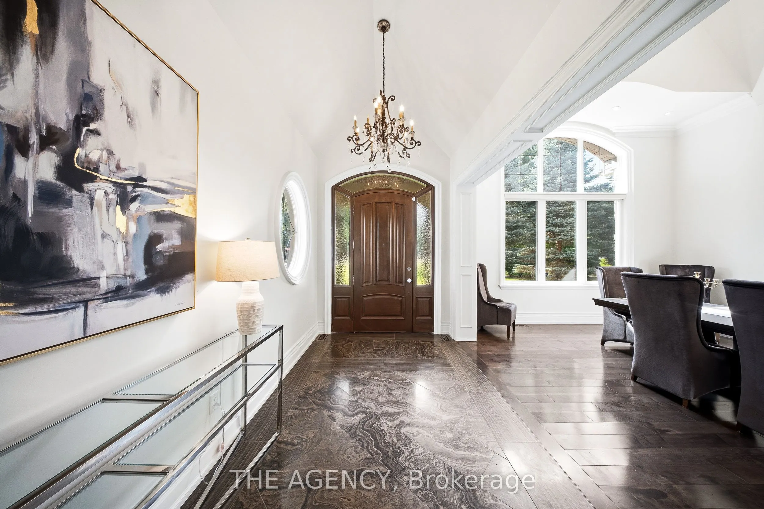 1098 Lakeshore Road W