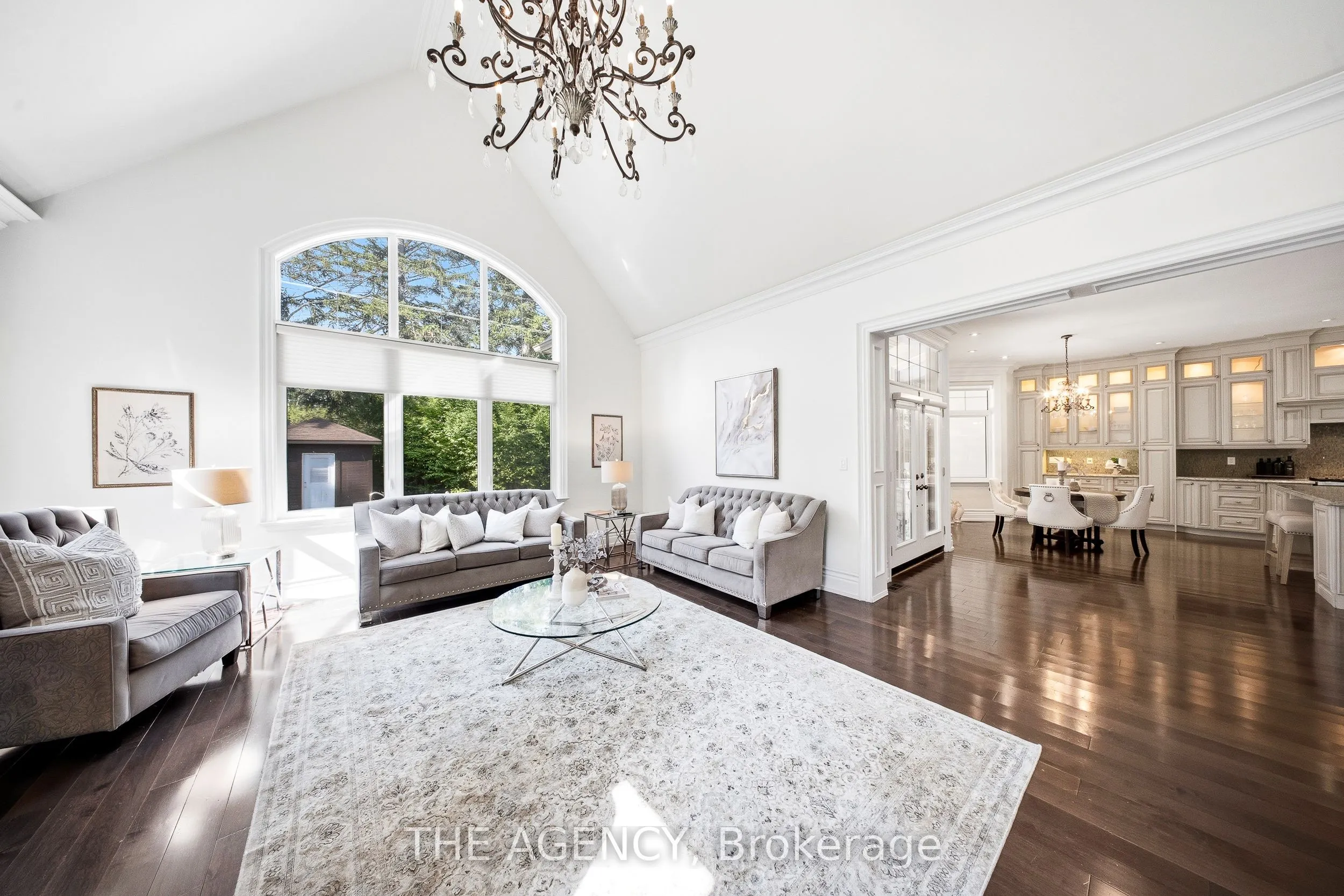 1098 Lakeshore Road W