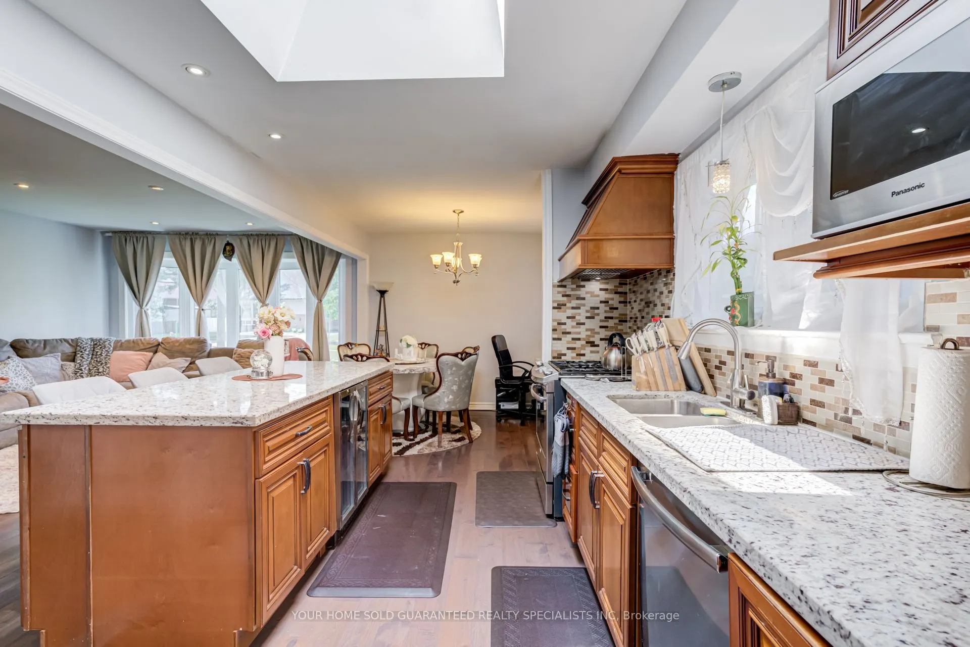 5 Hallow Crescent