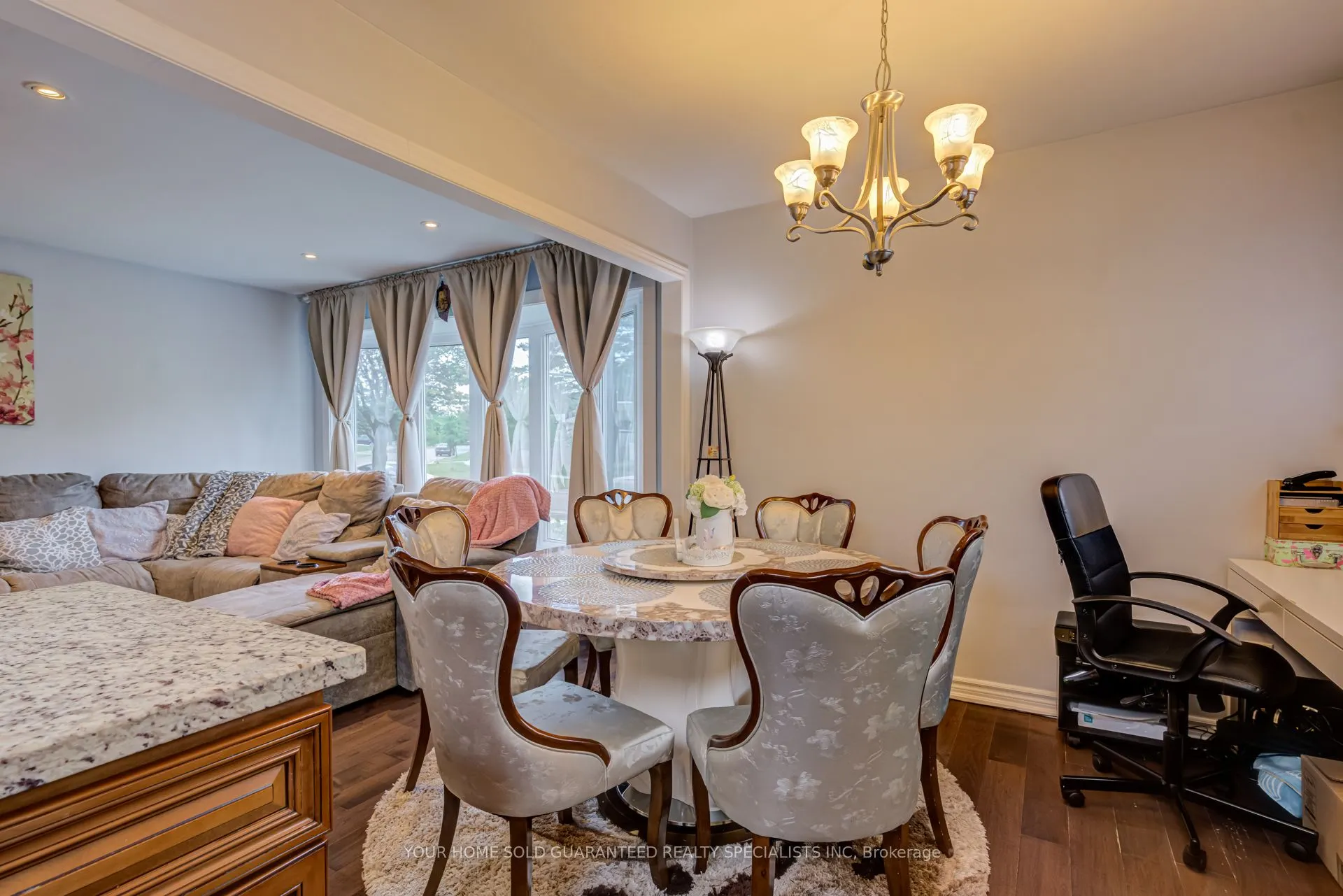 5 Hallow Crescent