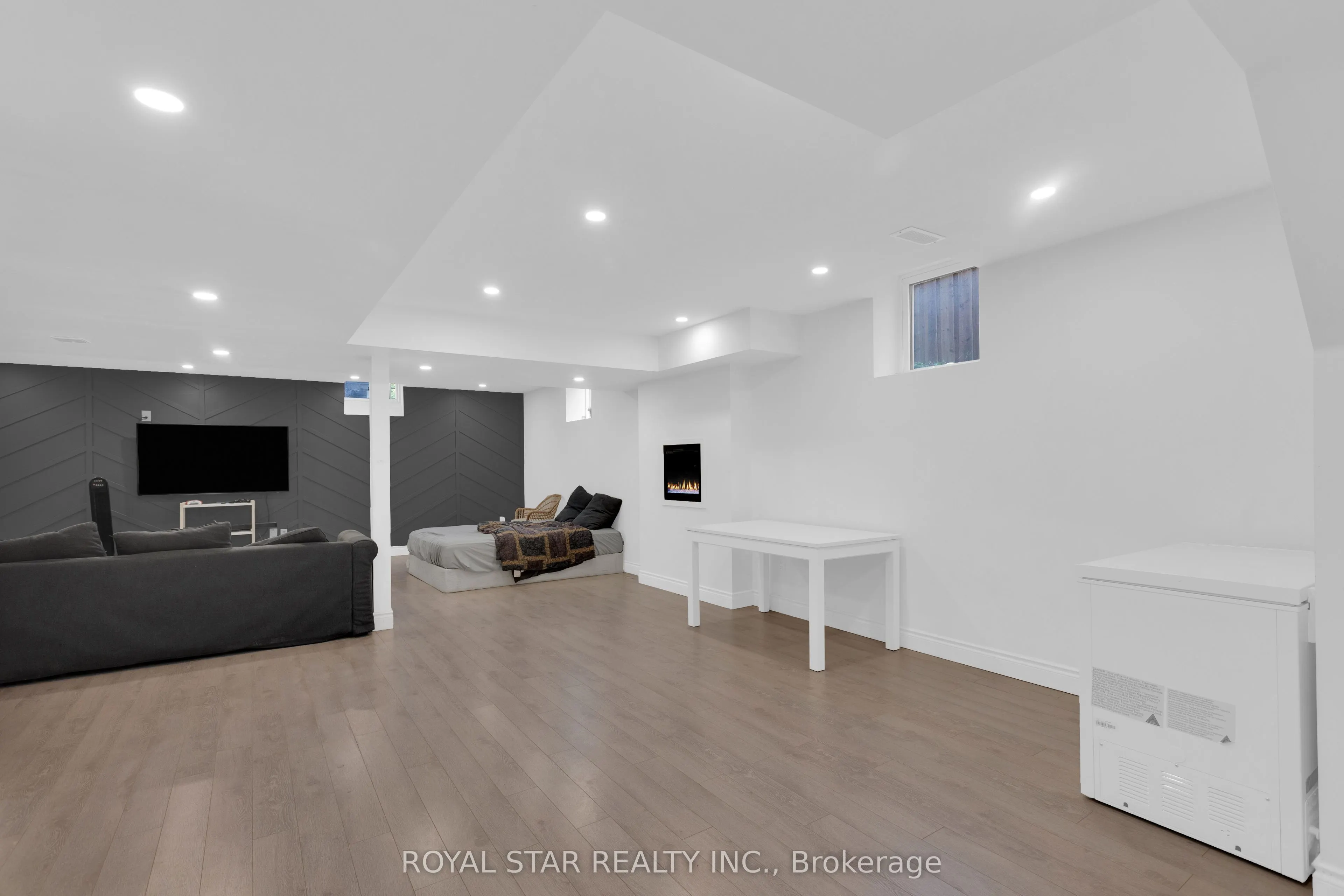 50 Brookwater Crescent
