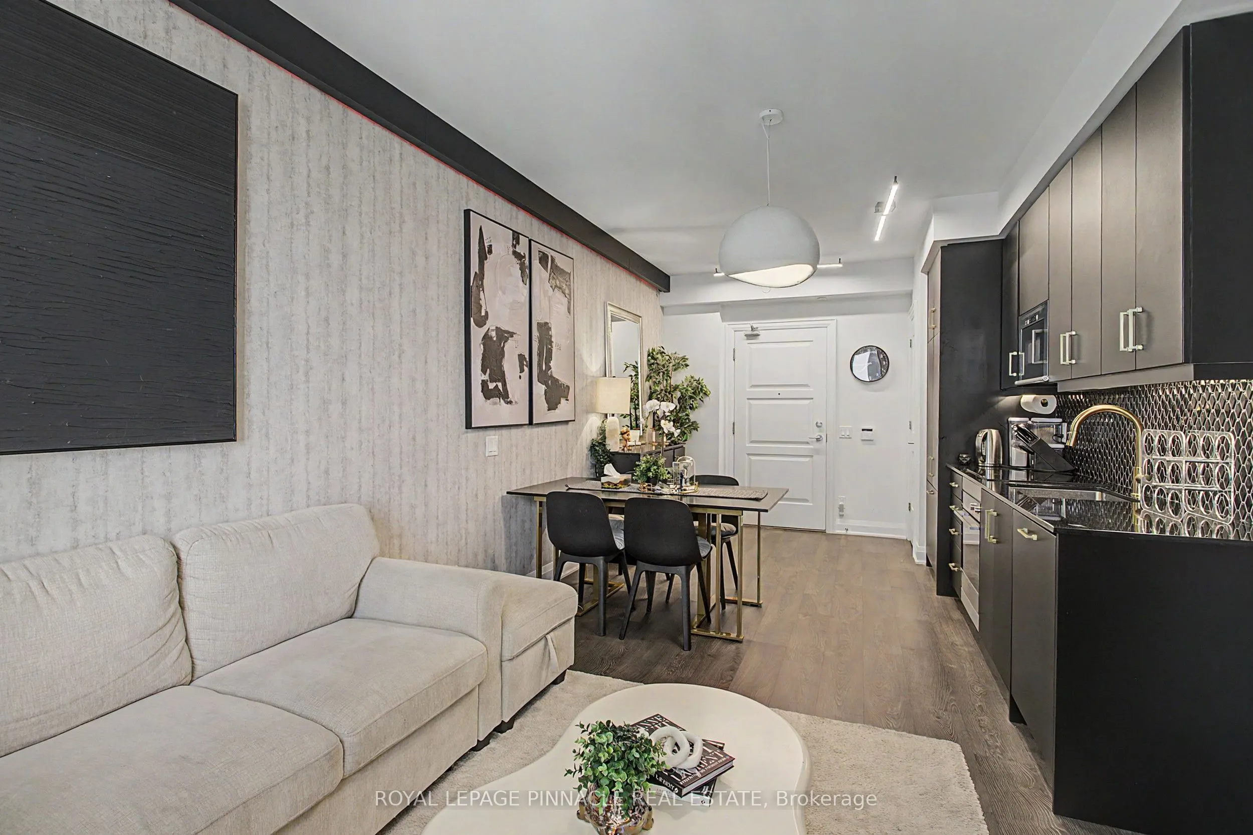 36 Elm Drive W #3202
