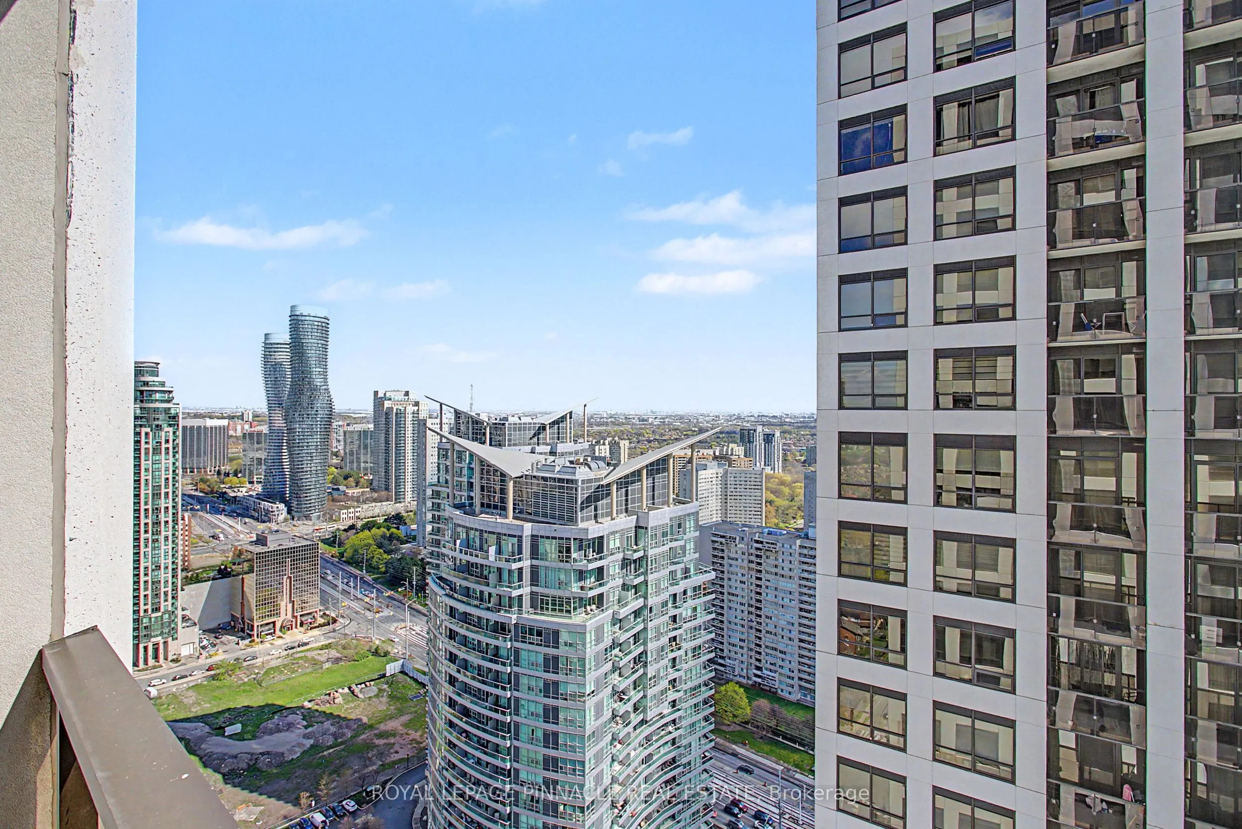 36 Elm Drive W #3202