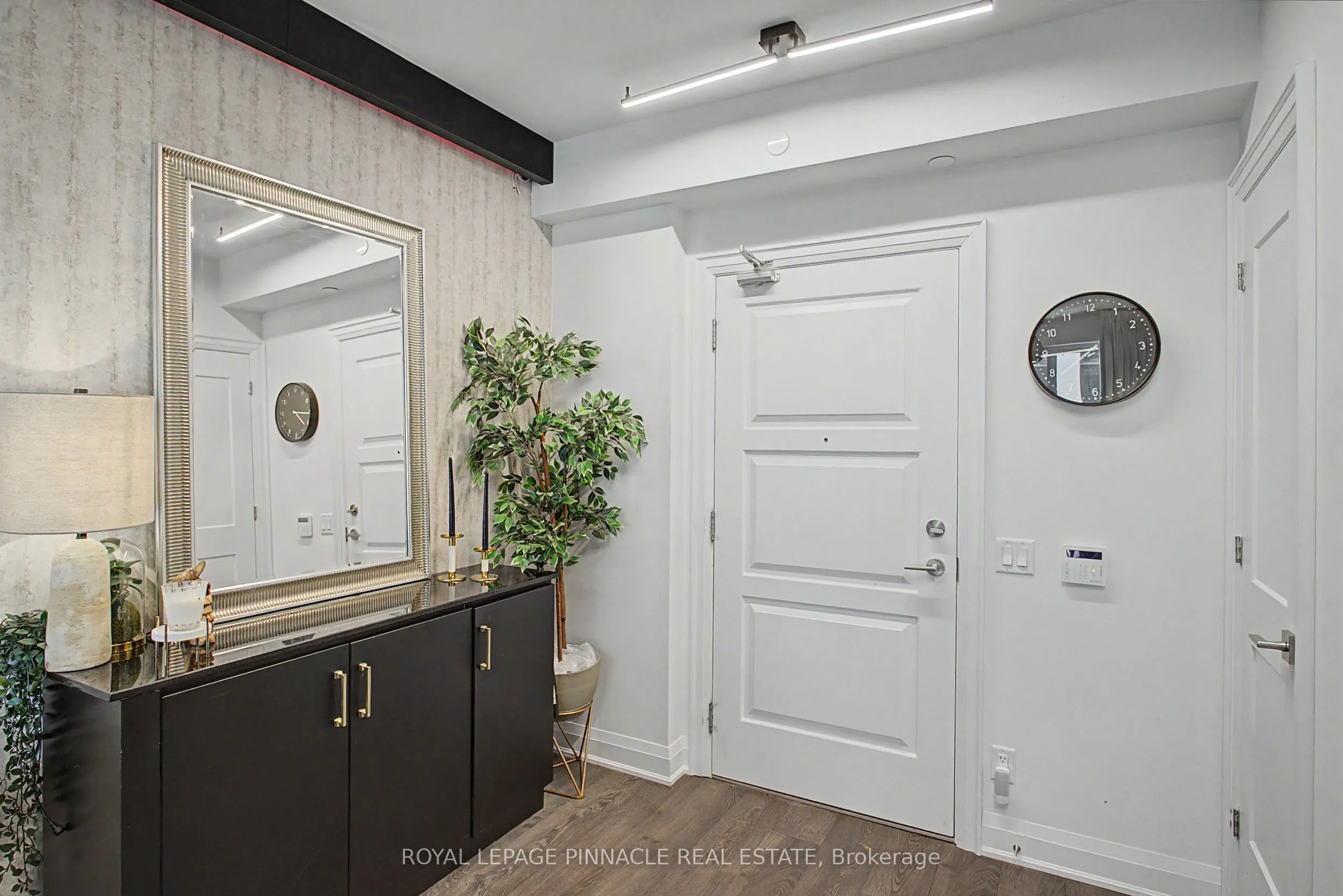 36 Elm Drive W #3202