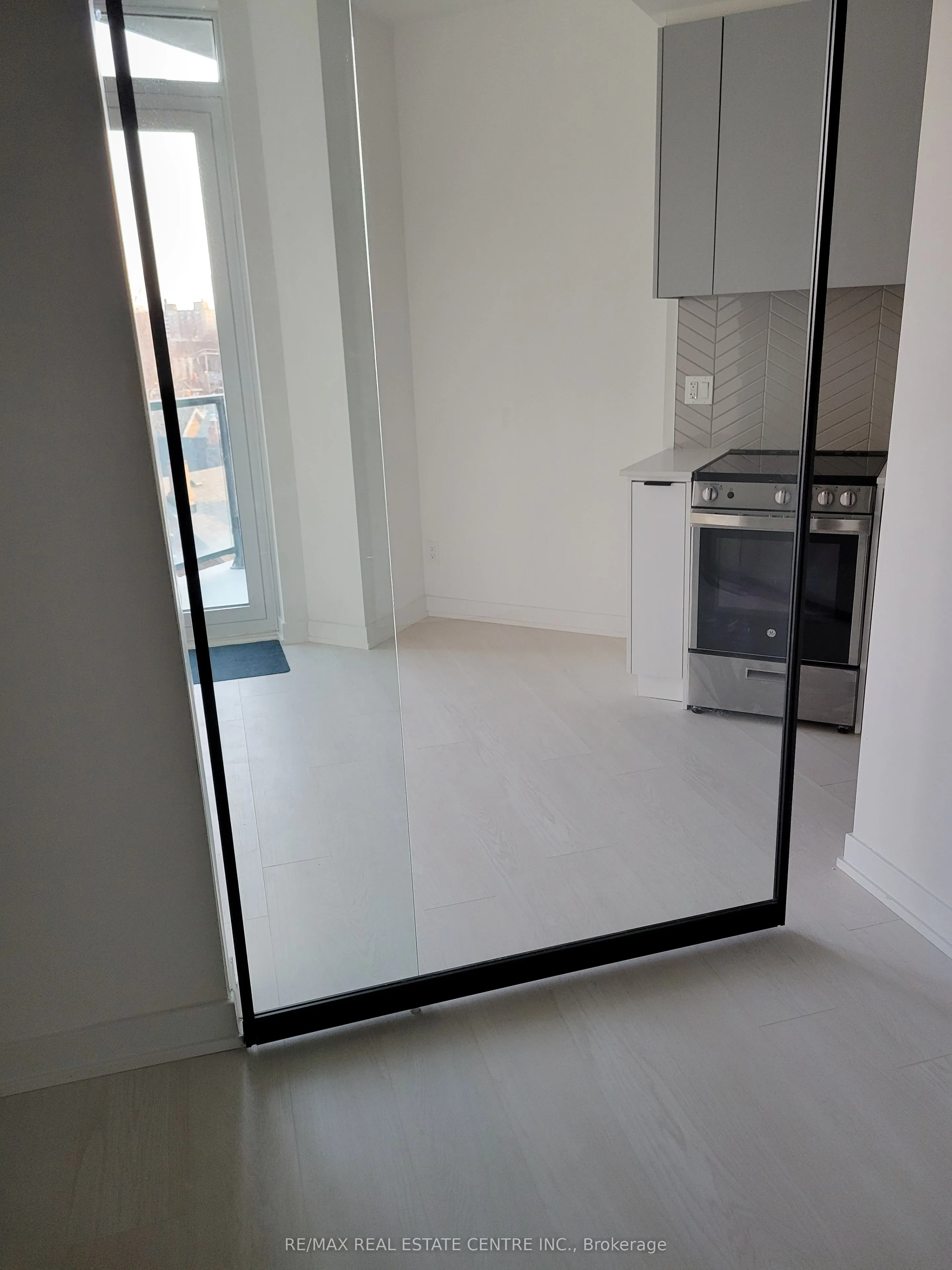 57 Brock Avenue #514