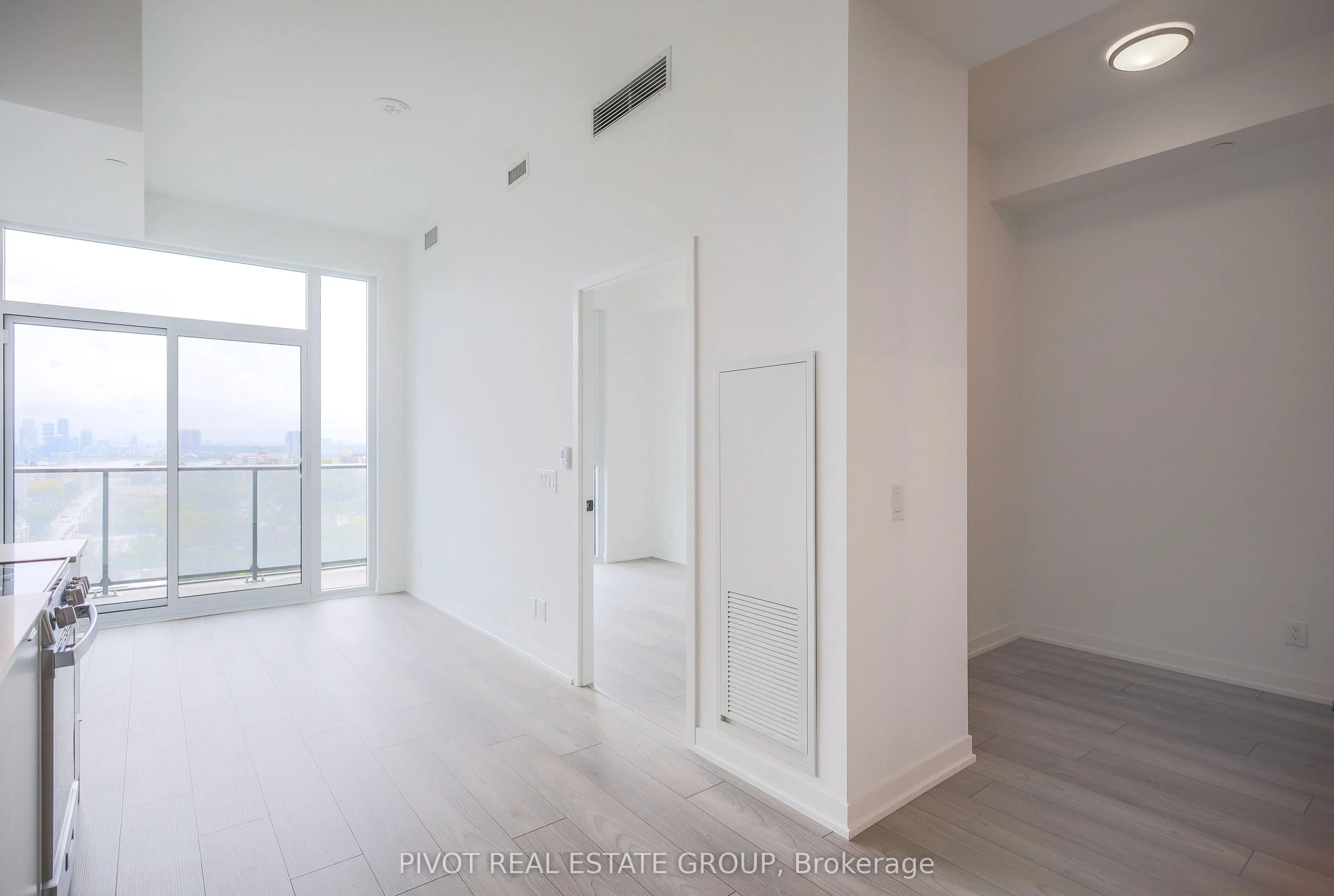 285 Dufferin Street #1406