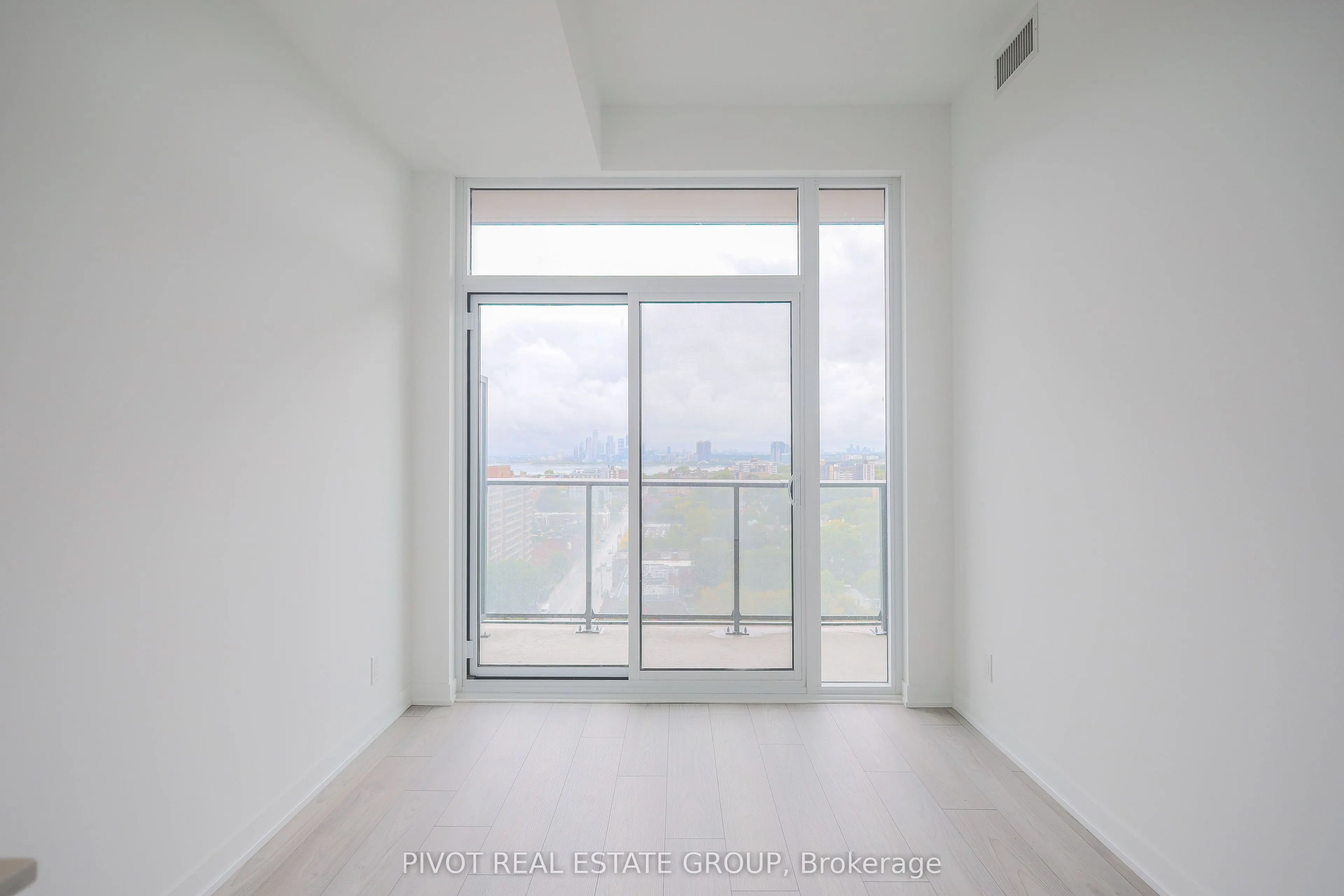 285 Dufferin Street #1406