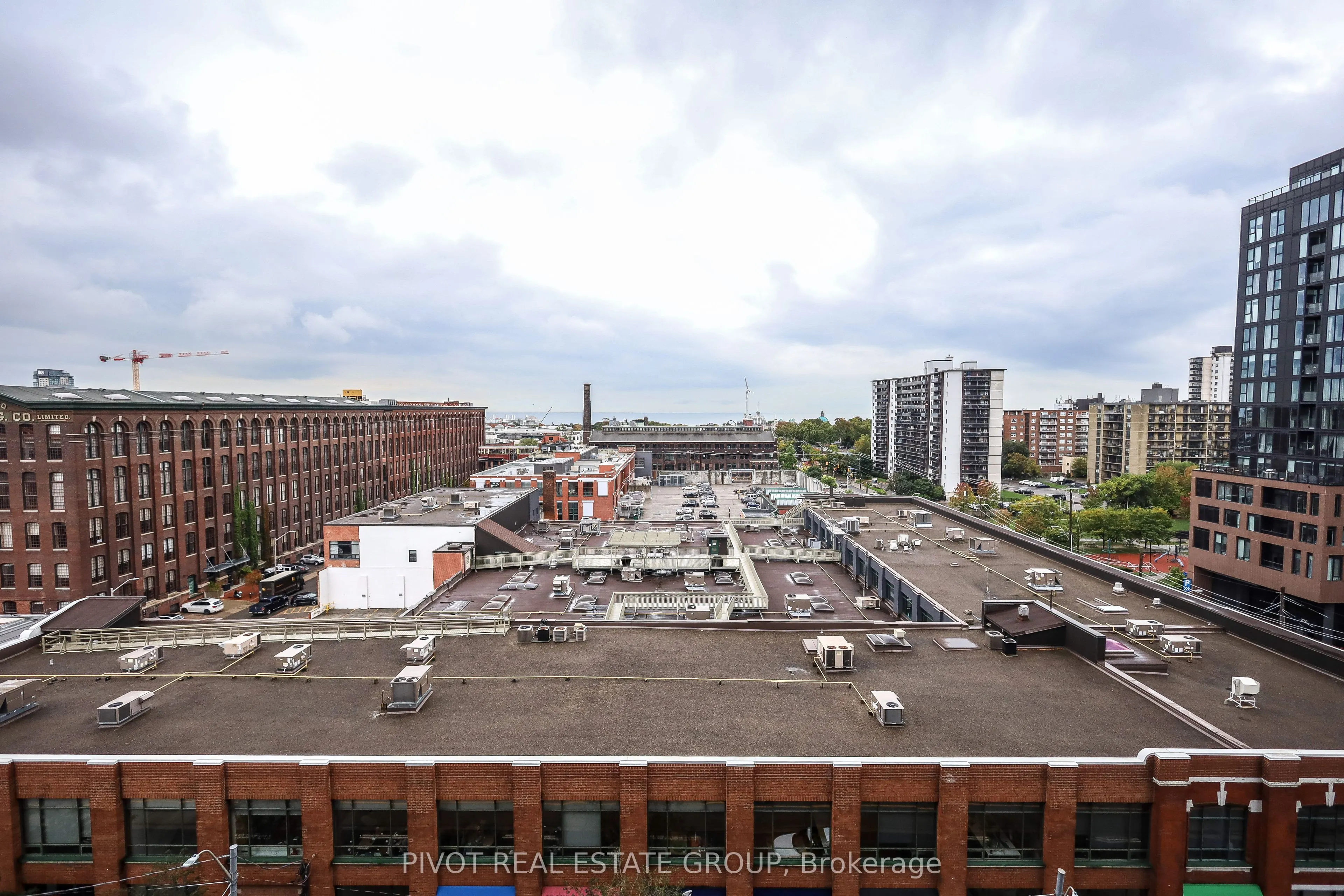285 Dufferin Street #715