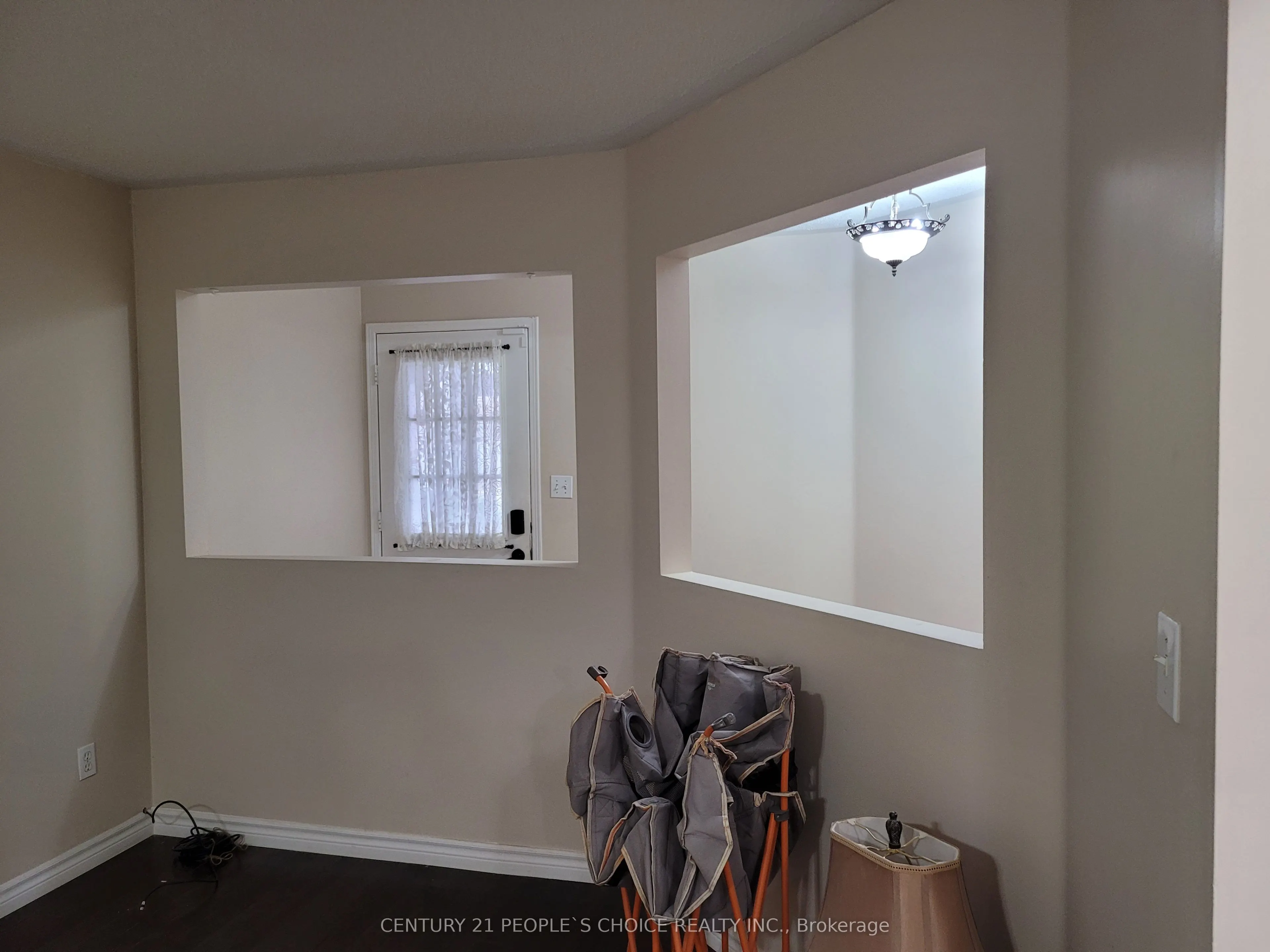 383 Jay Crescent #Upper