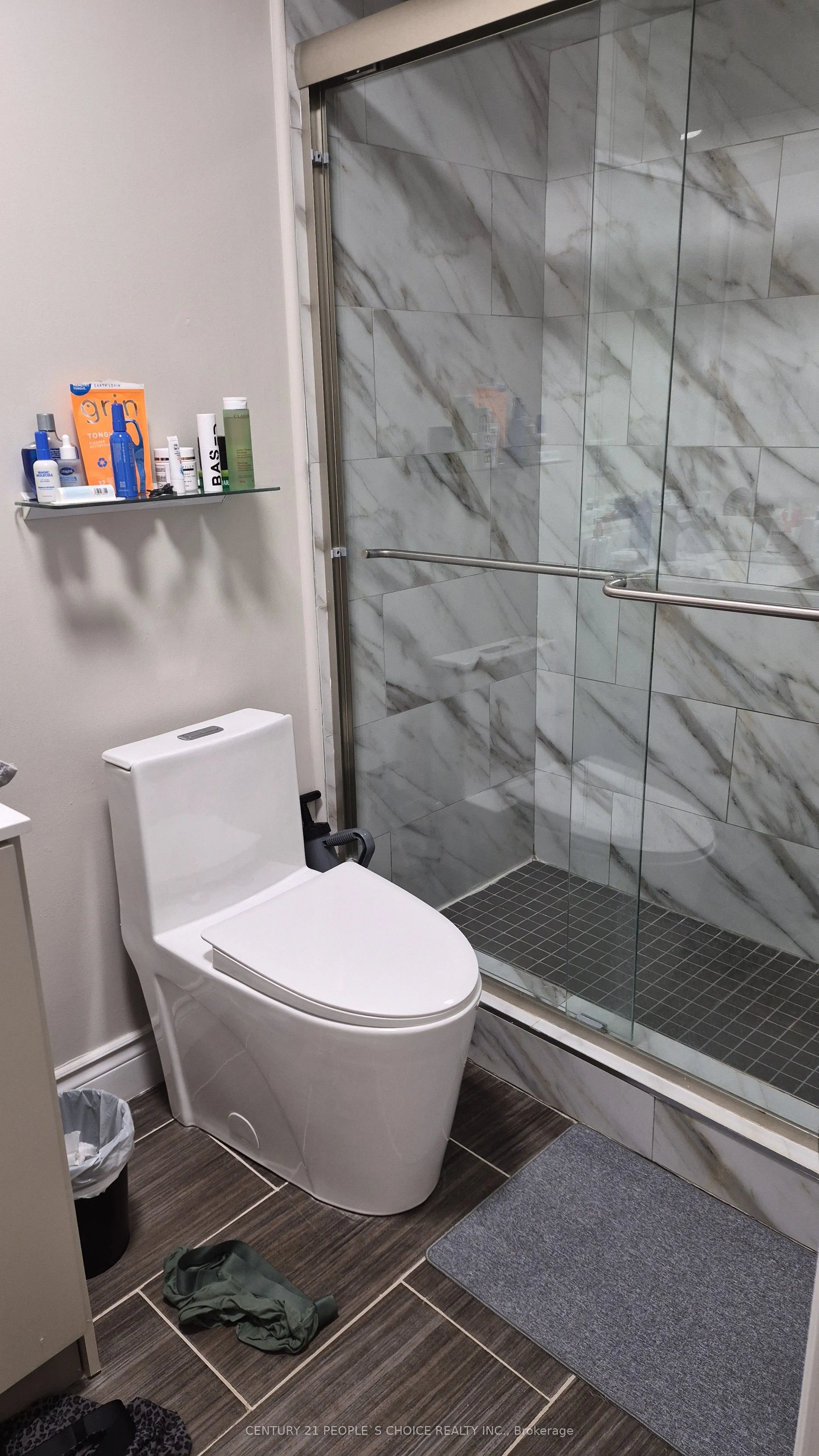 383 Jay Crescent #Upper