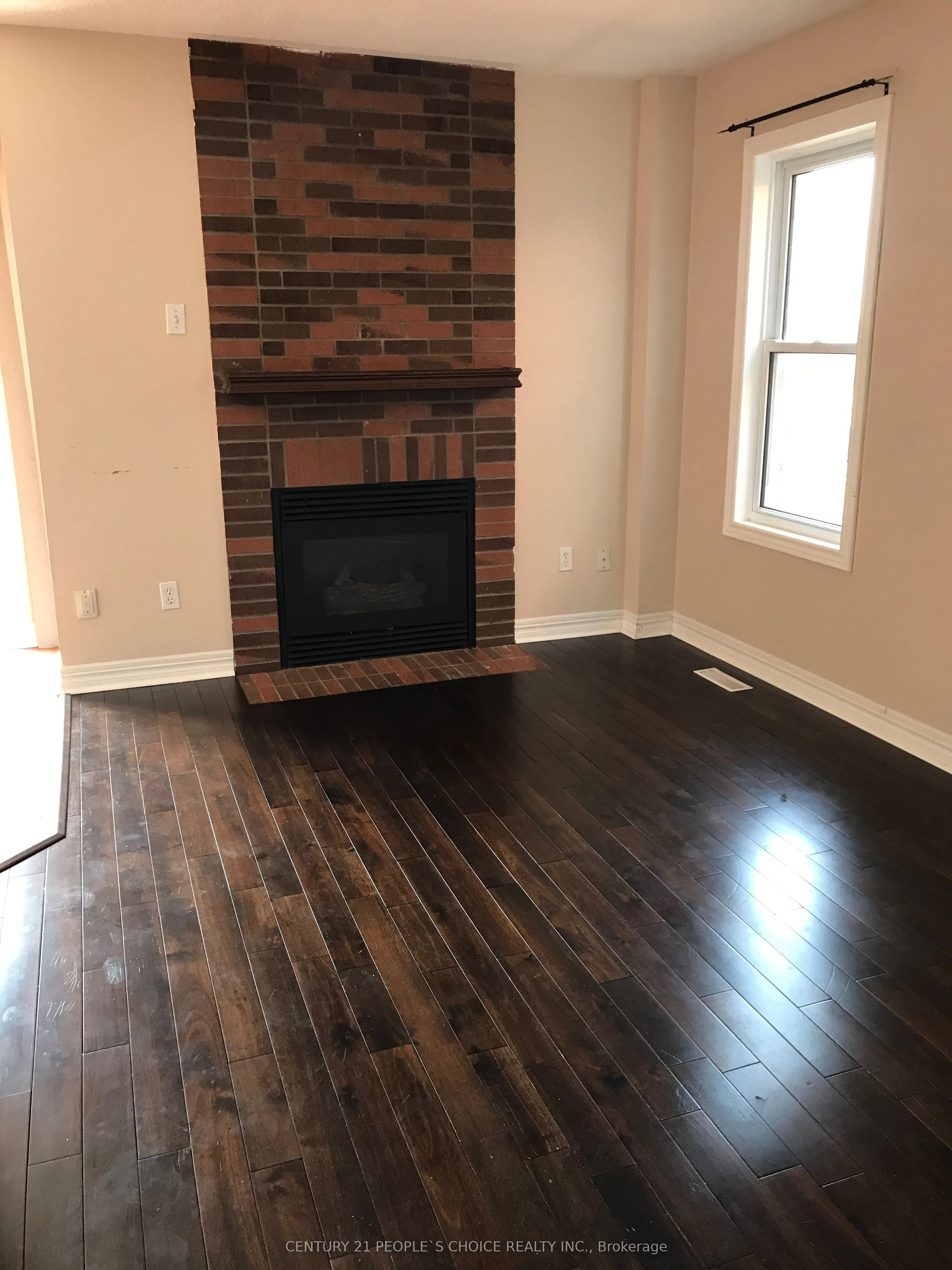 383 Jay Crescent #Upper