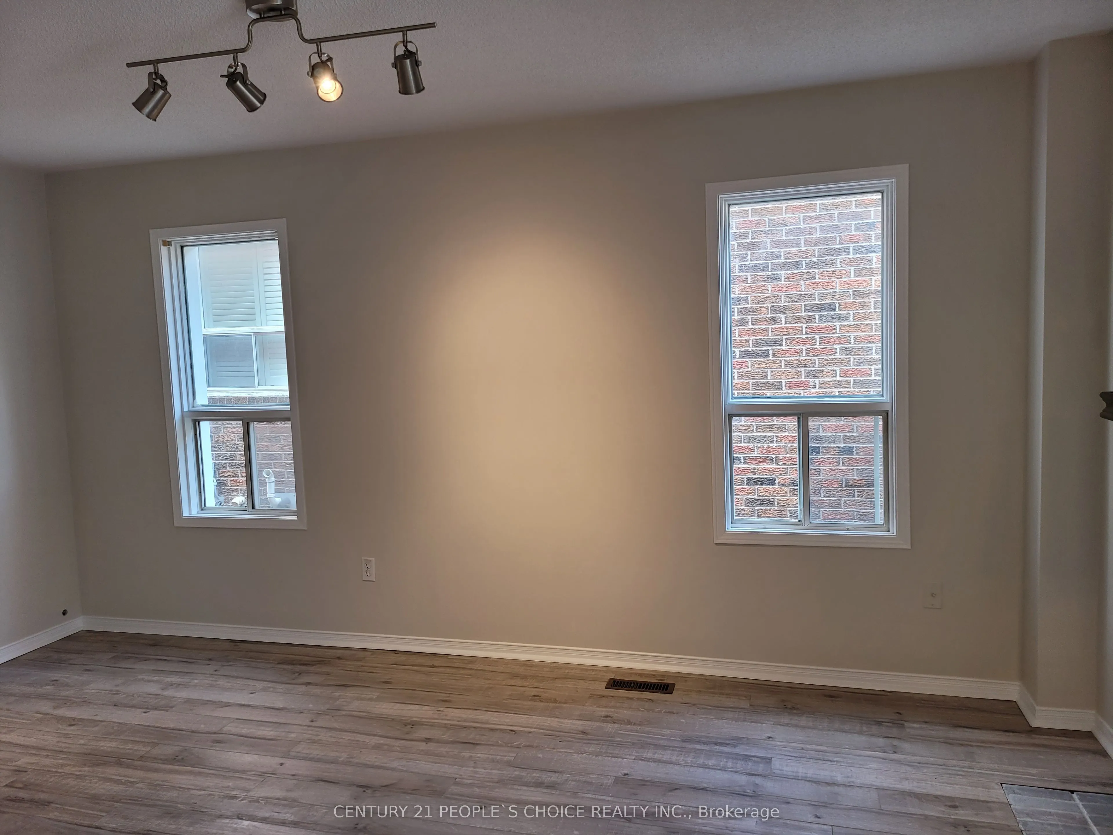 383 Jay Crescent #Upper