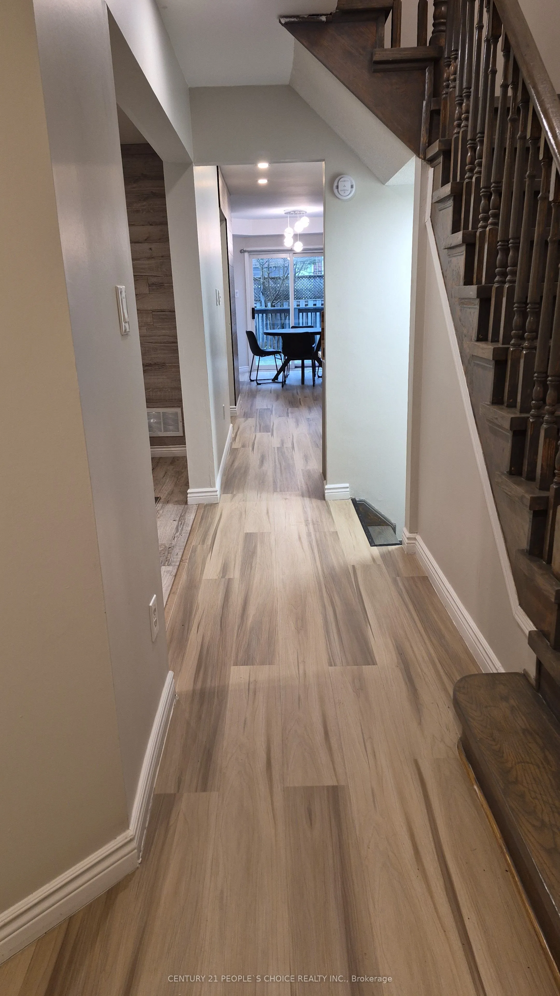 383 Jay Crescent #Upper