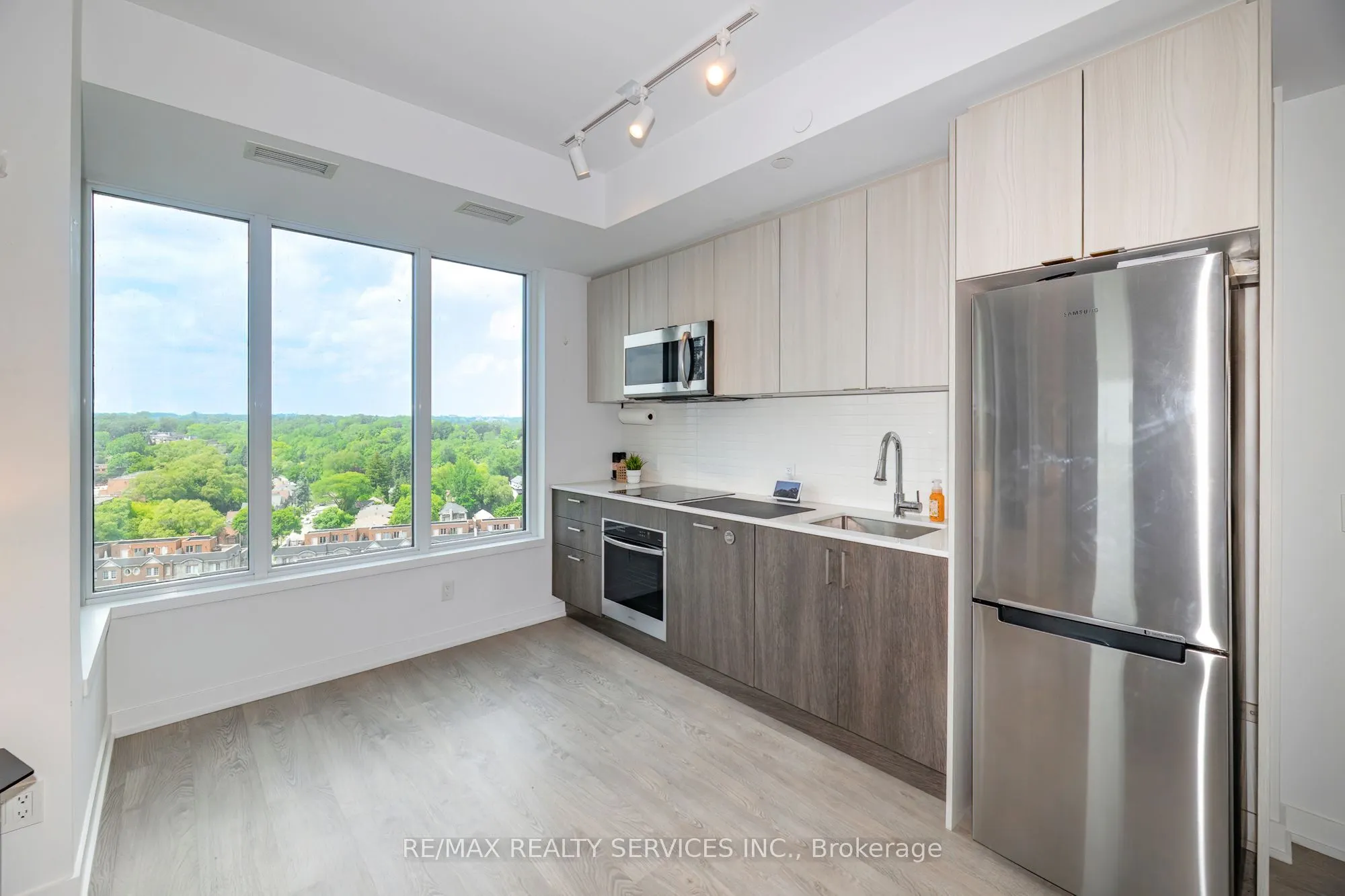1926 Lake Shore Boulevard W #1616