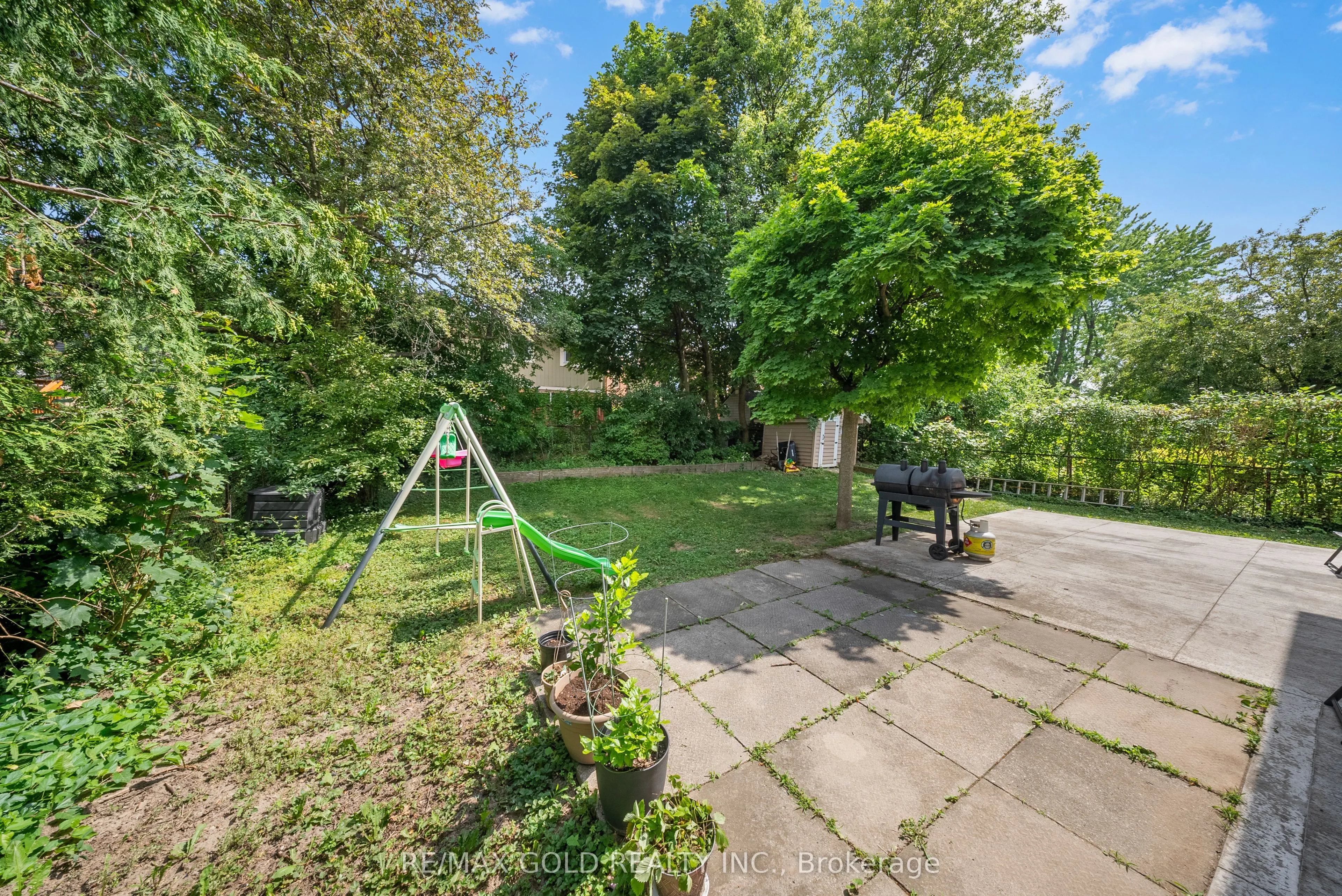 48 Maidstone Crescent