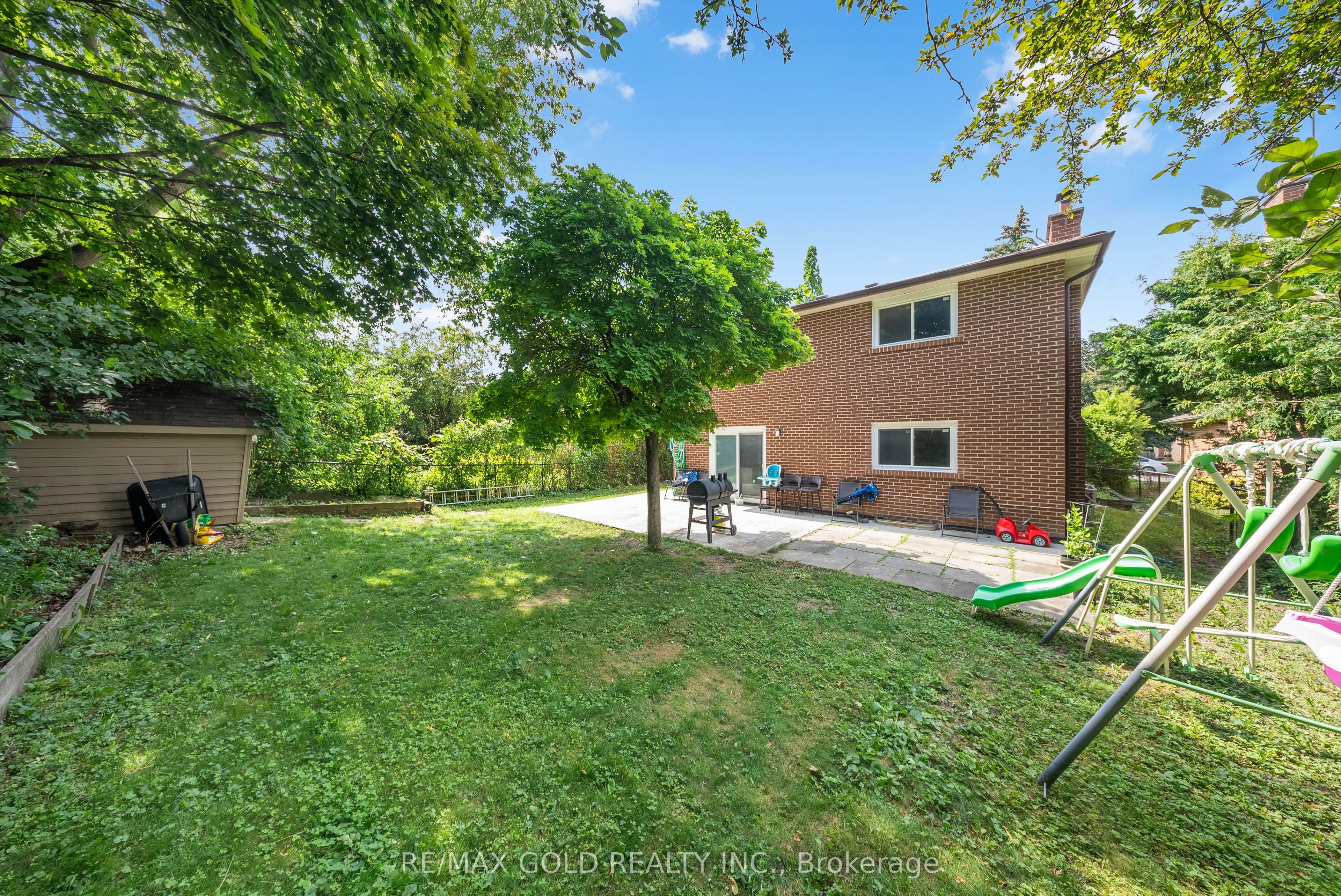 48 Maidstone Crescent