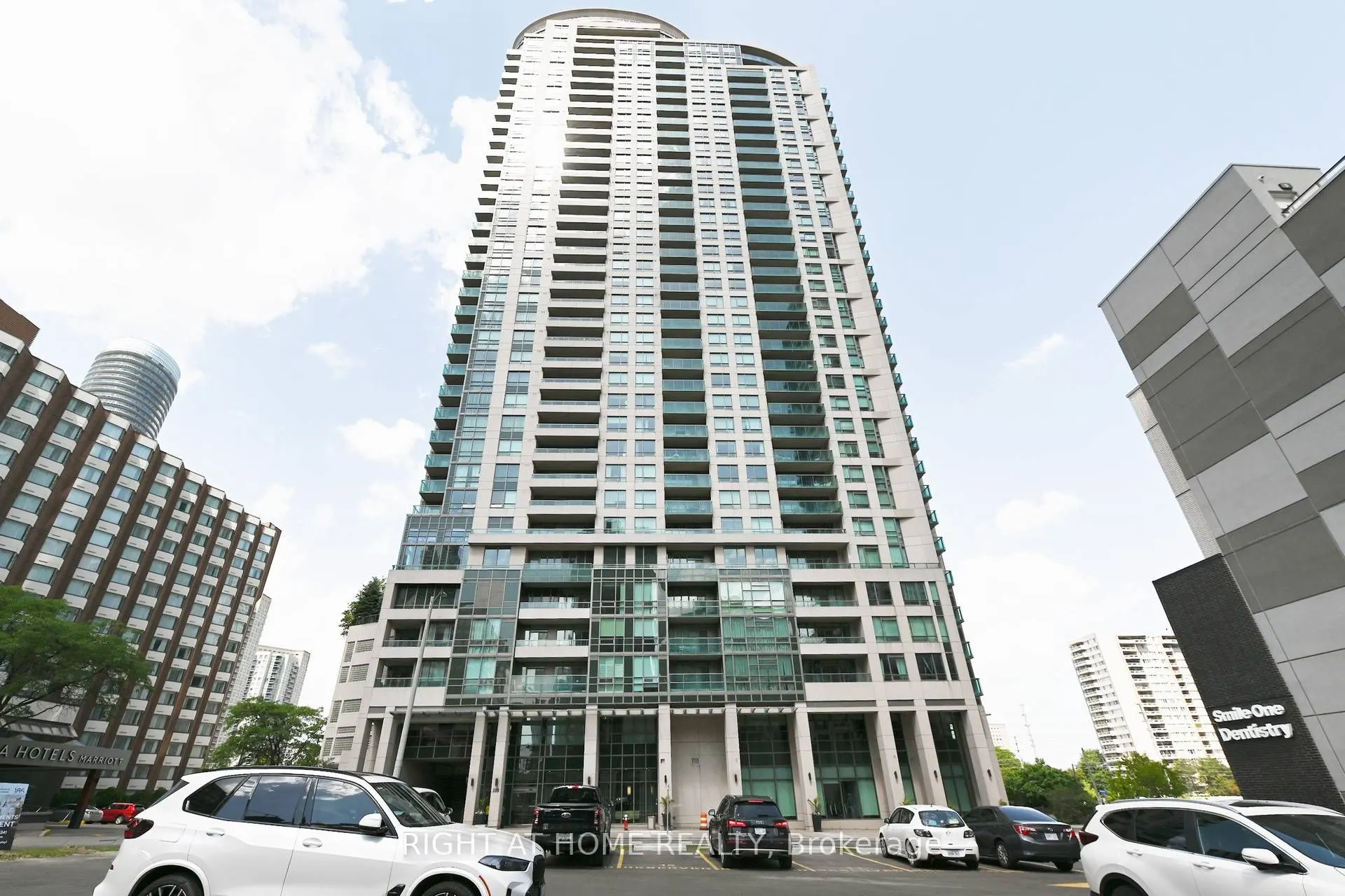 208 Enfield Place #2005