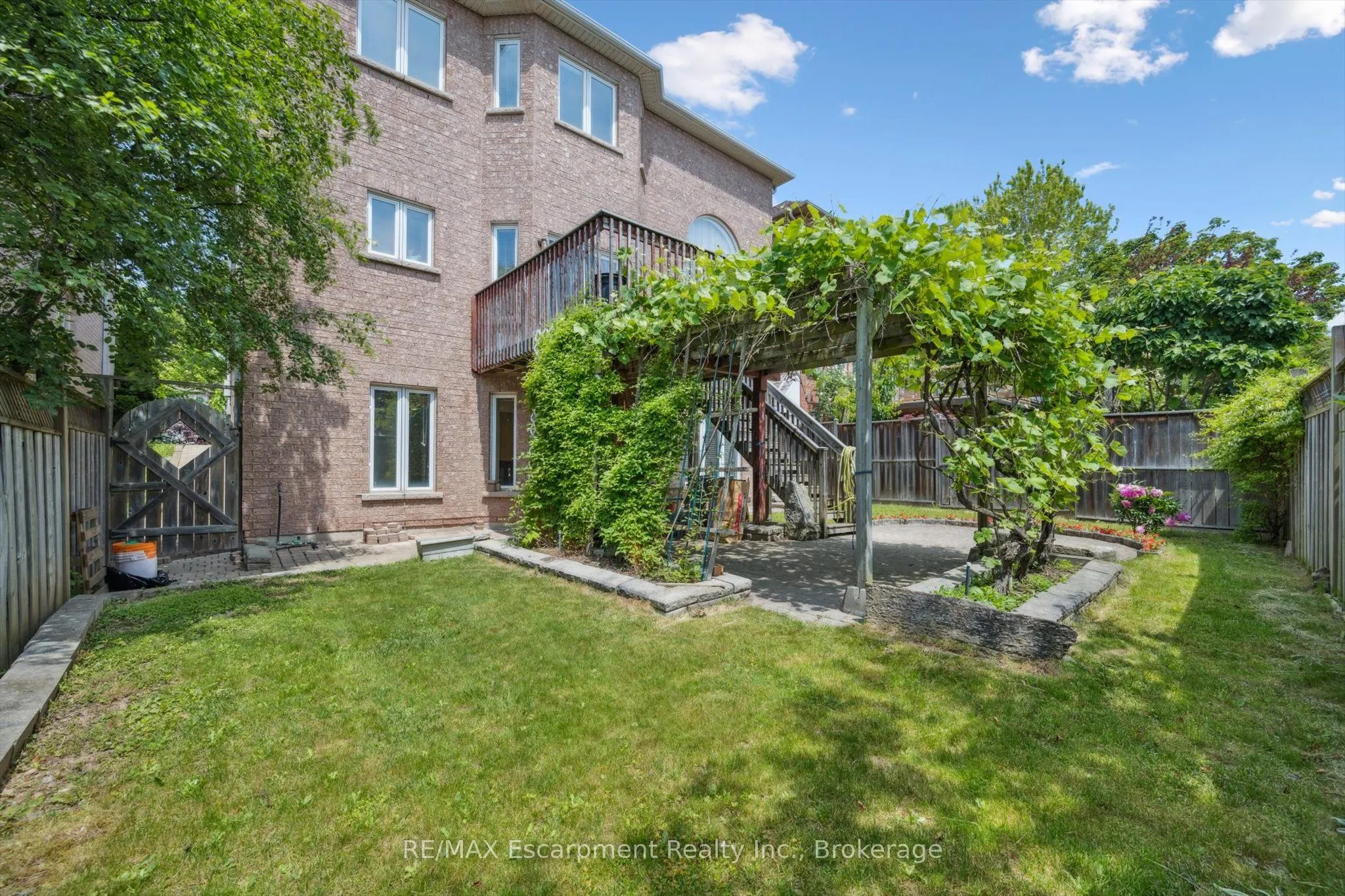 2365 Hertfordshire Way