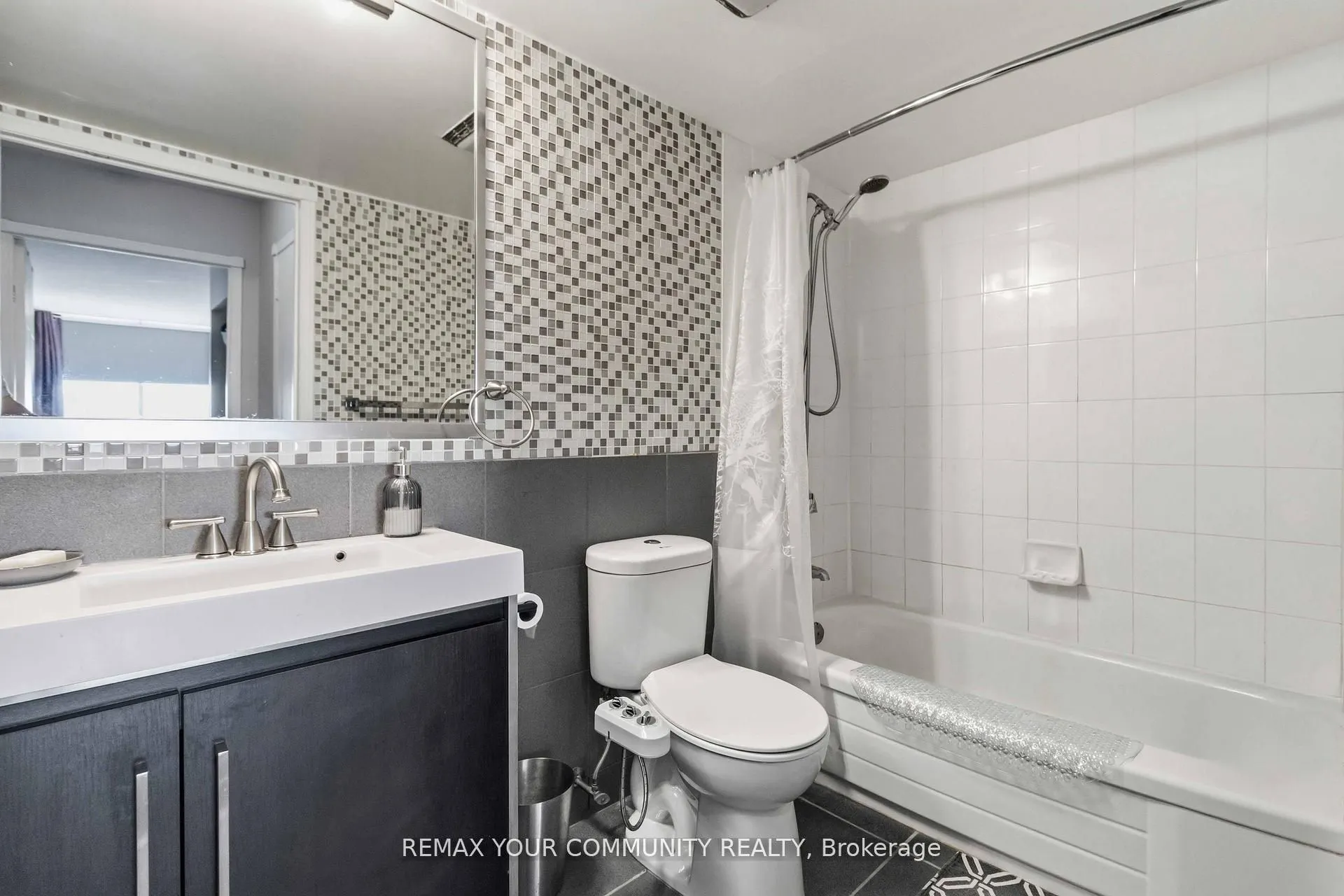 135 Hillcrest Avenue #1109