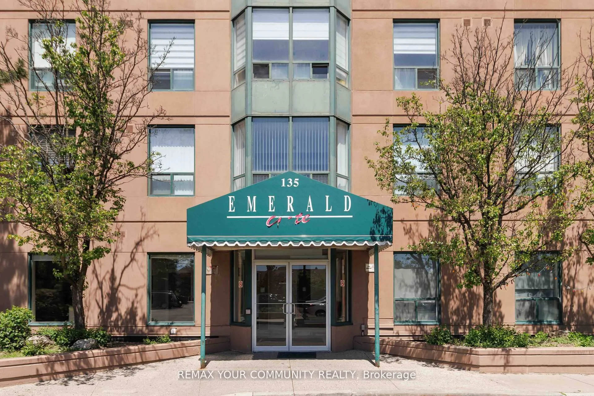 135 Hillcrest Avenue #1109