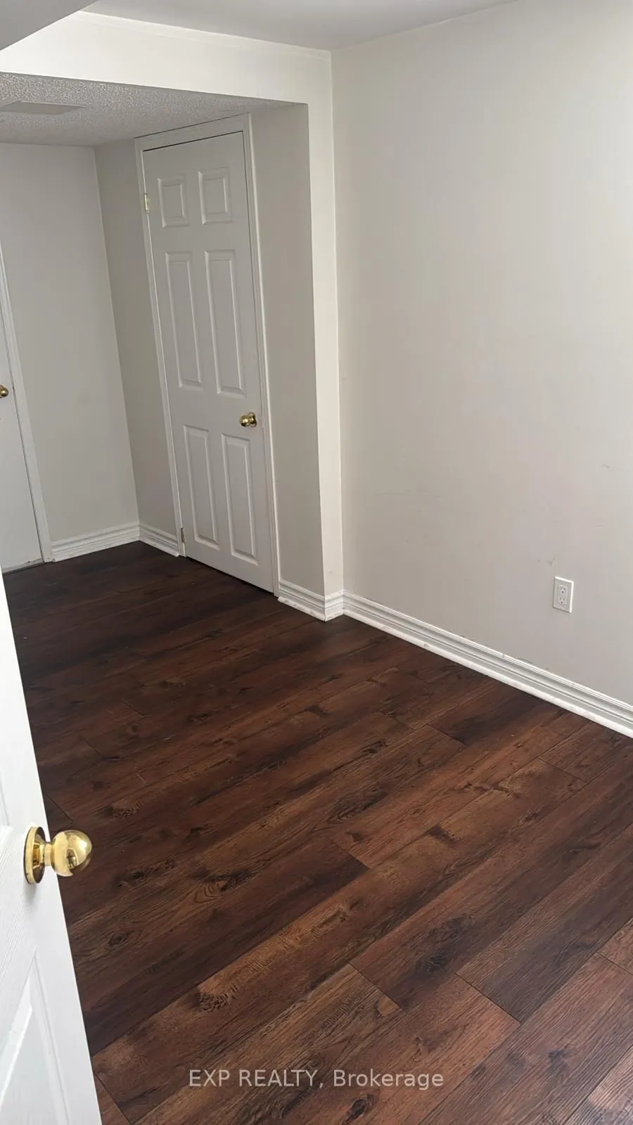 99 Rollingwood Drive