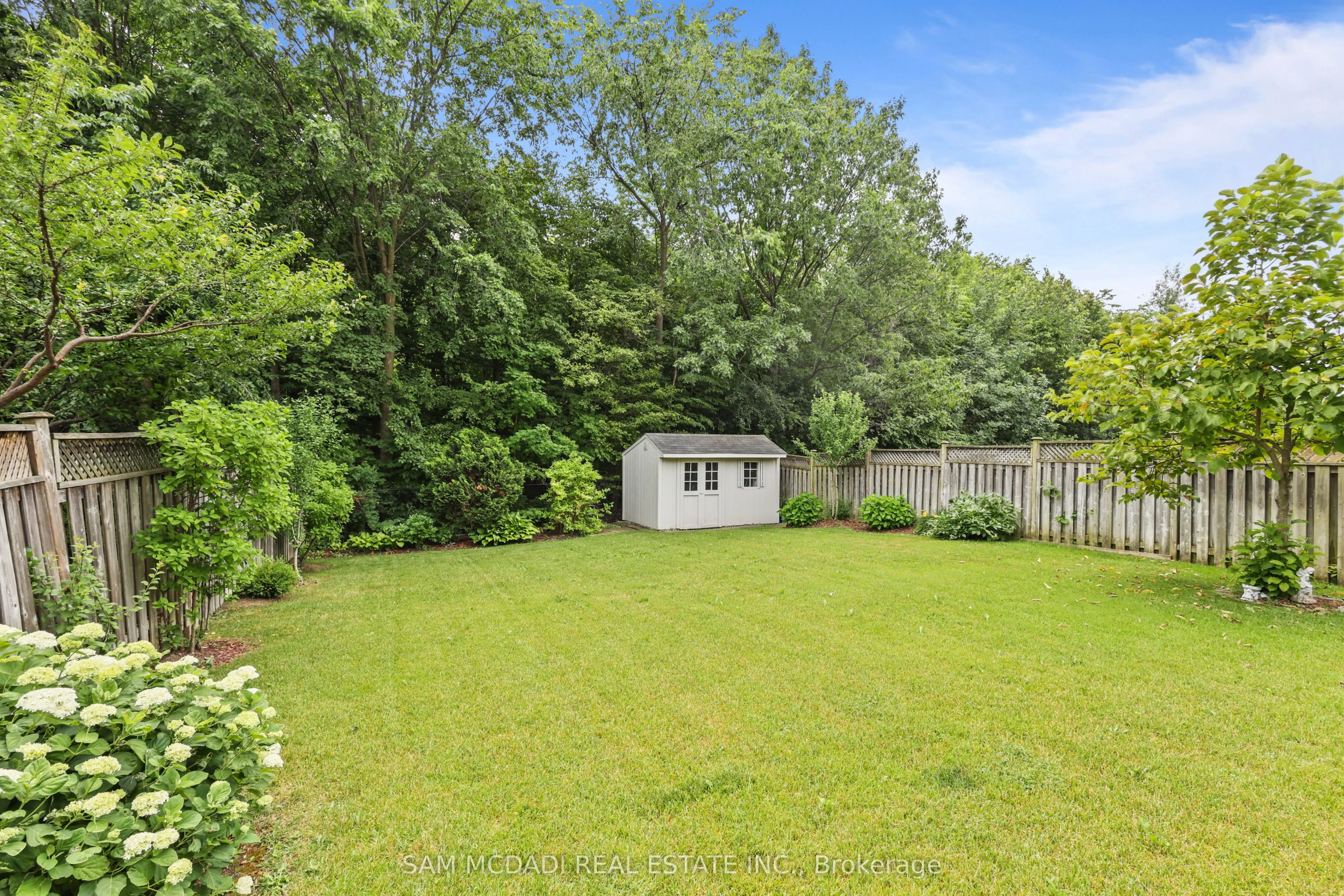 3352 Erin Centre Boulevard