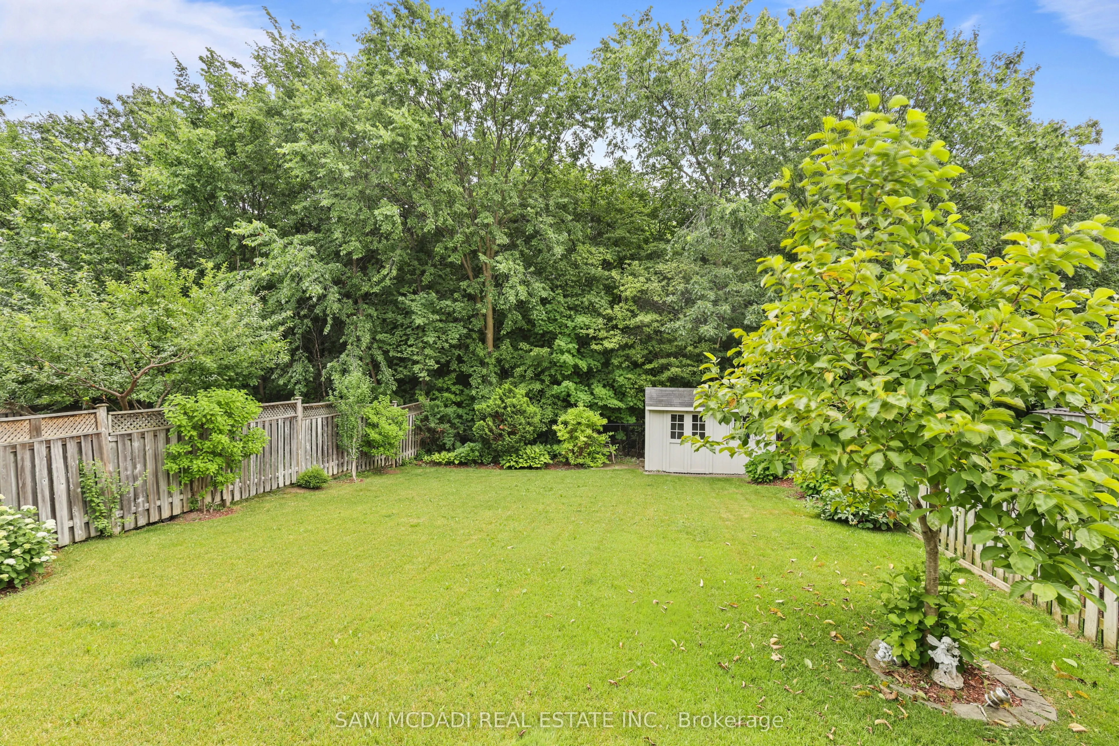 3352 Erin Centre Boulevard
