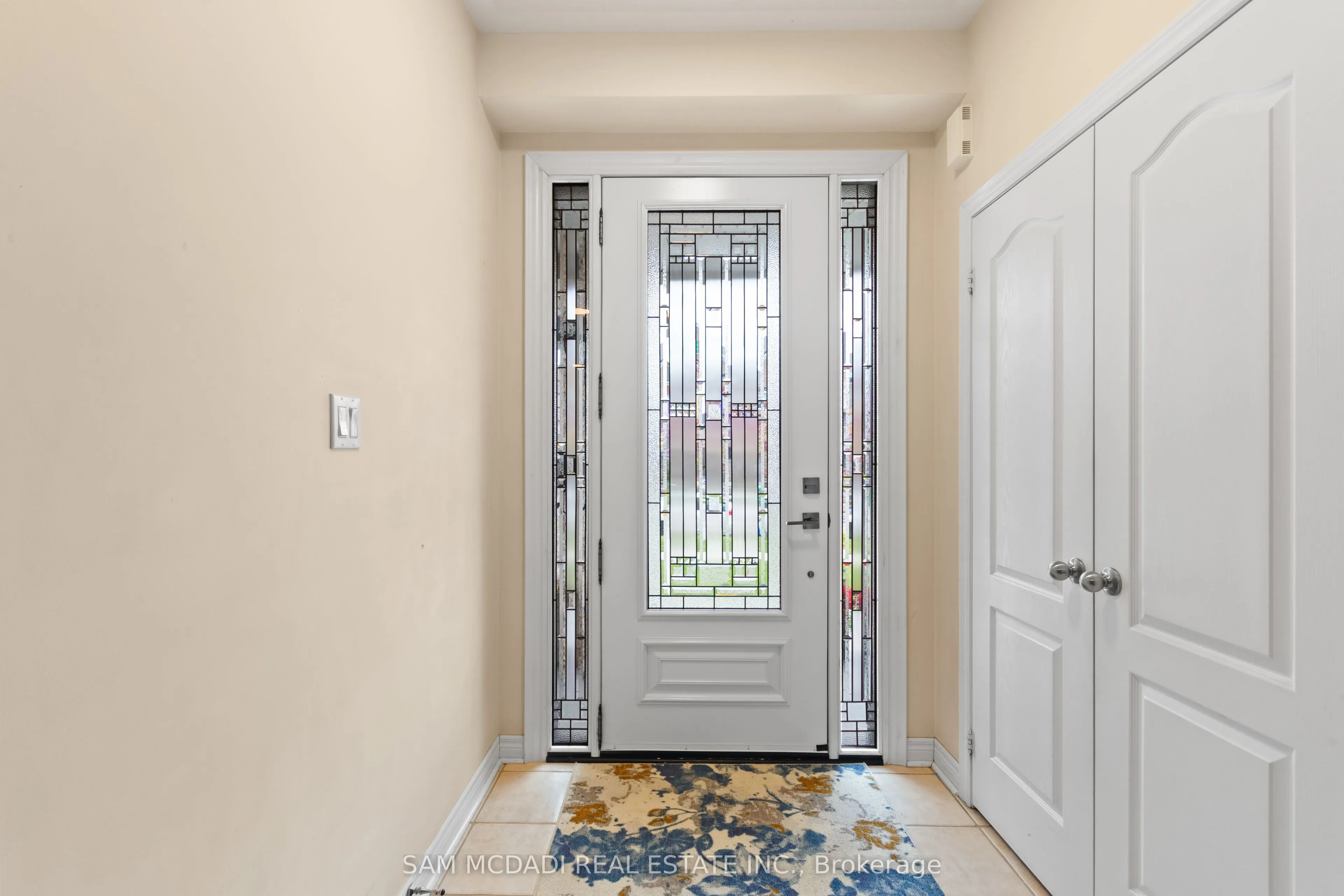 3352 Erin Centre Boulevard