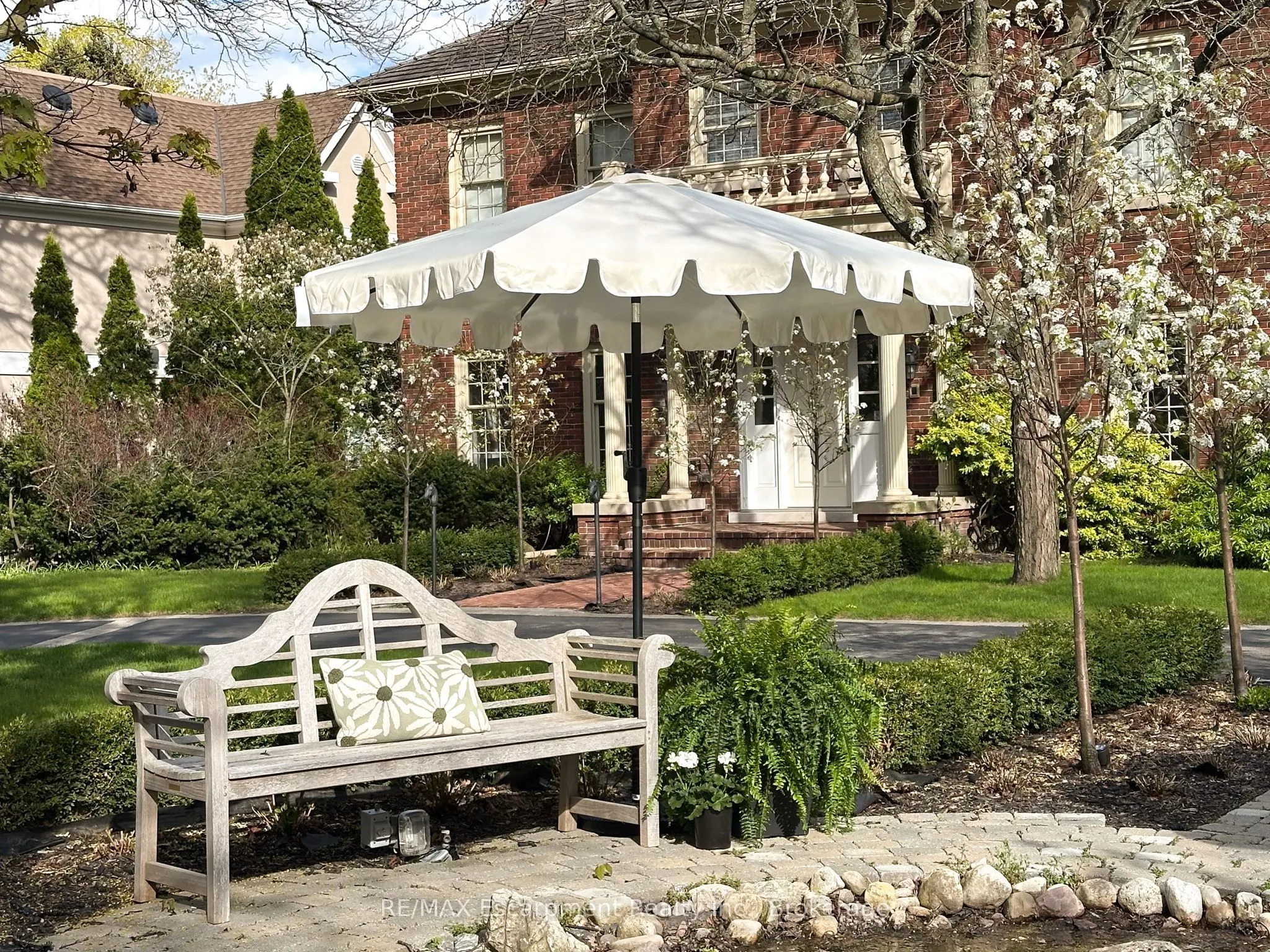 488 Macdonald Road