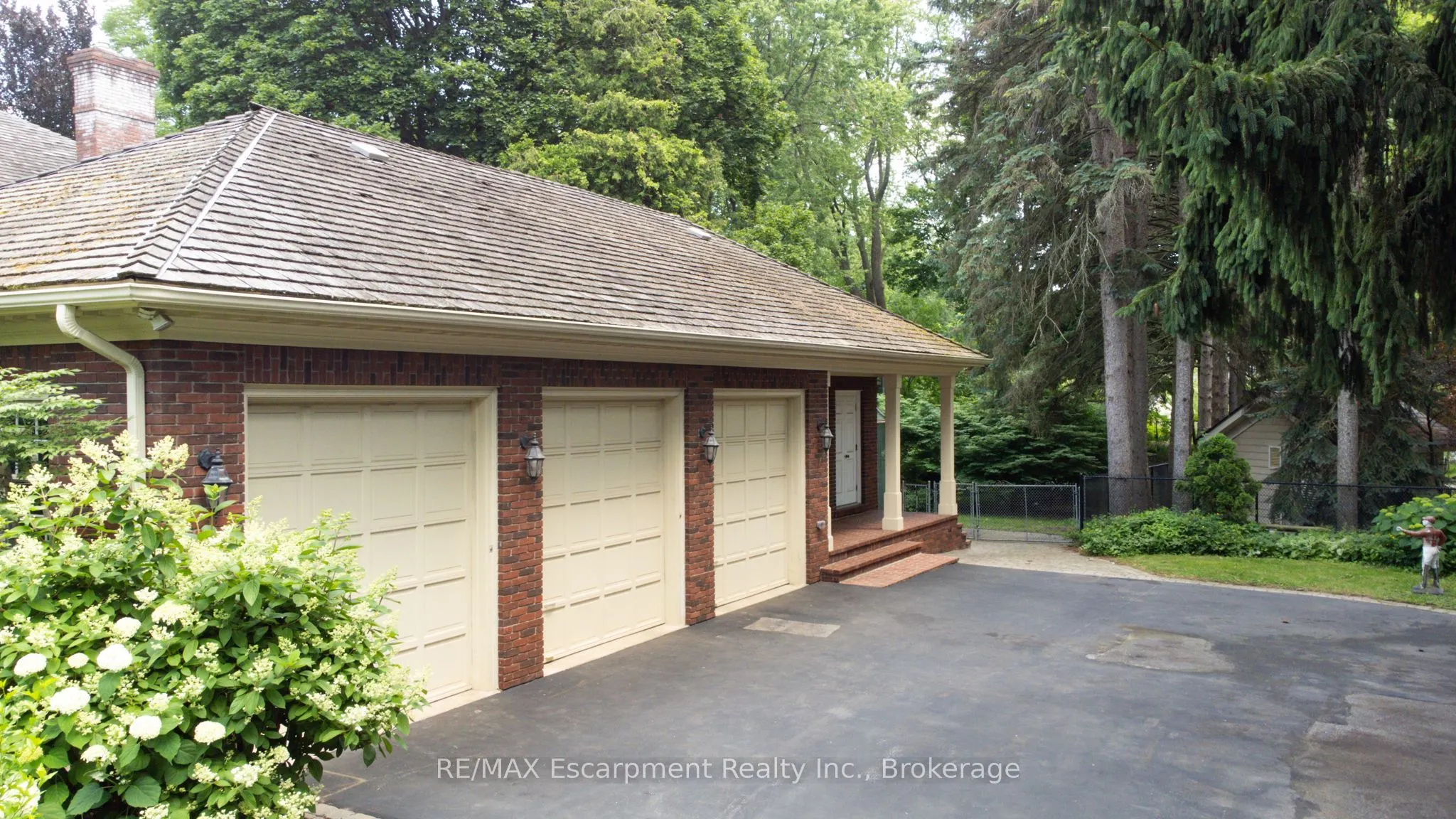 488 Macdonald Road