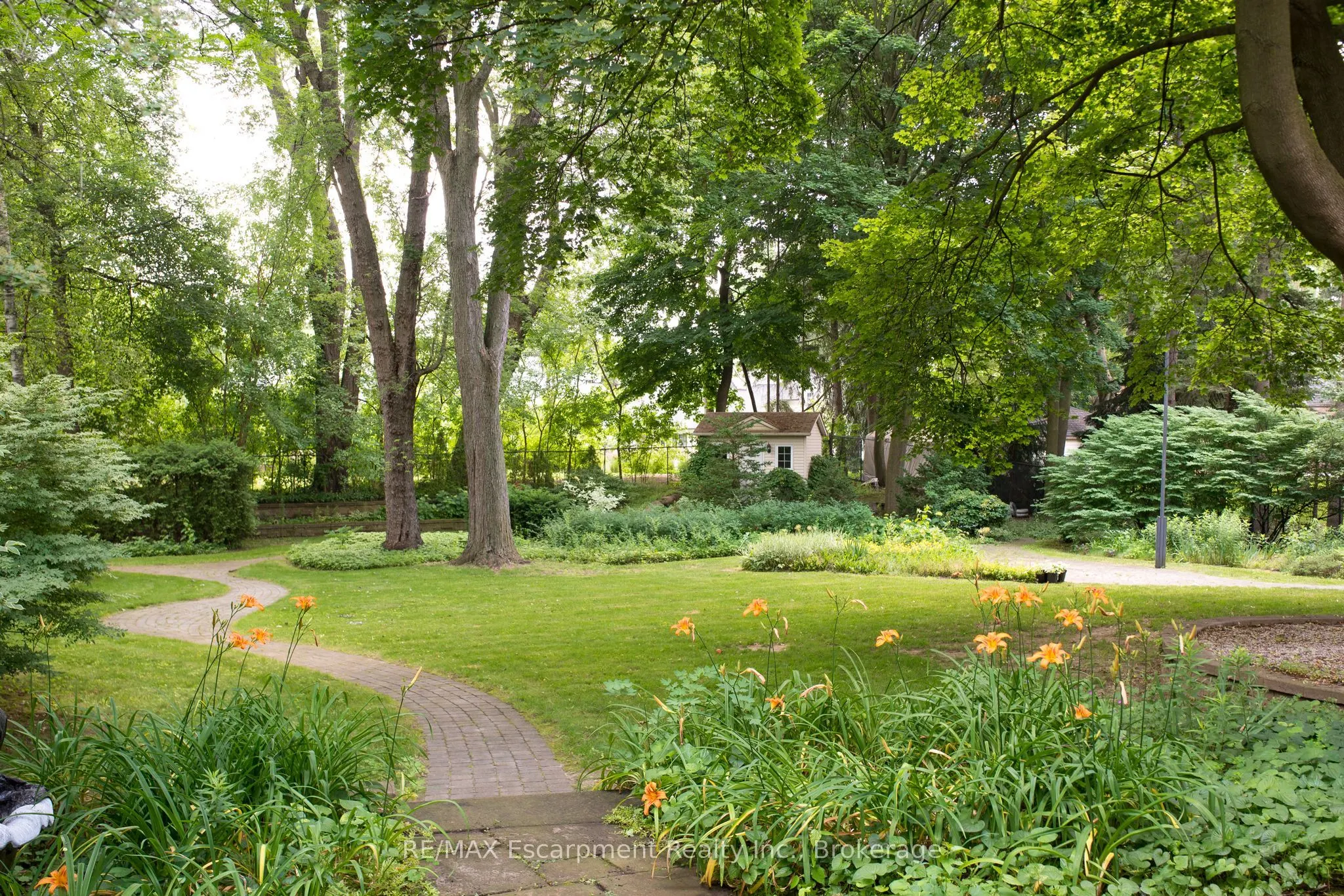 488 Macdonald Road
