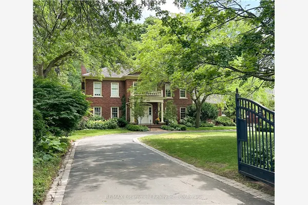 488 Macdonald Road