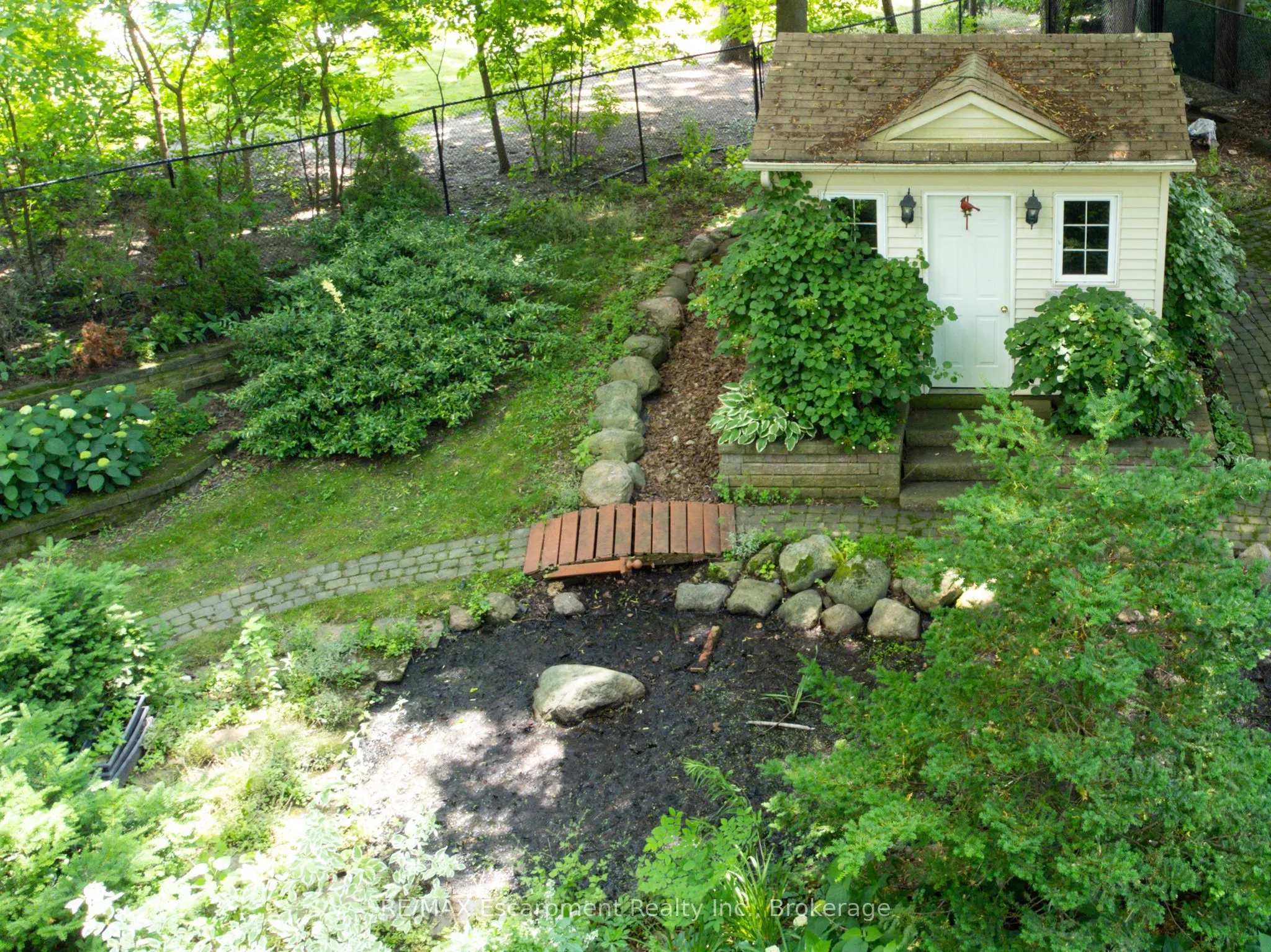 488 Macdonald Road