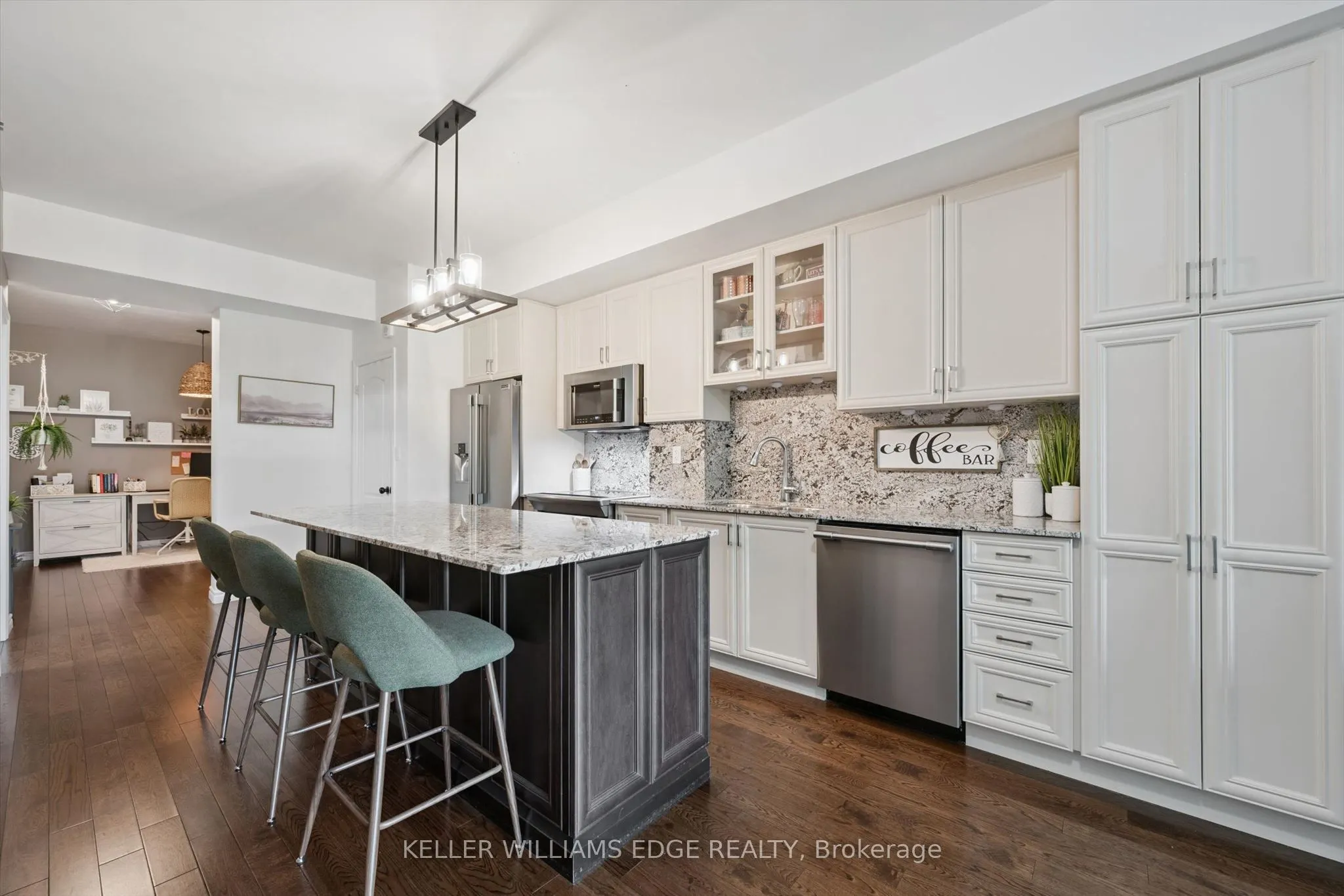 34 Plains Road E #208