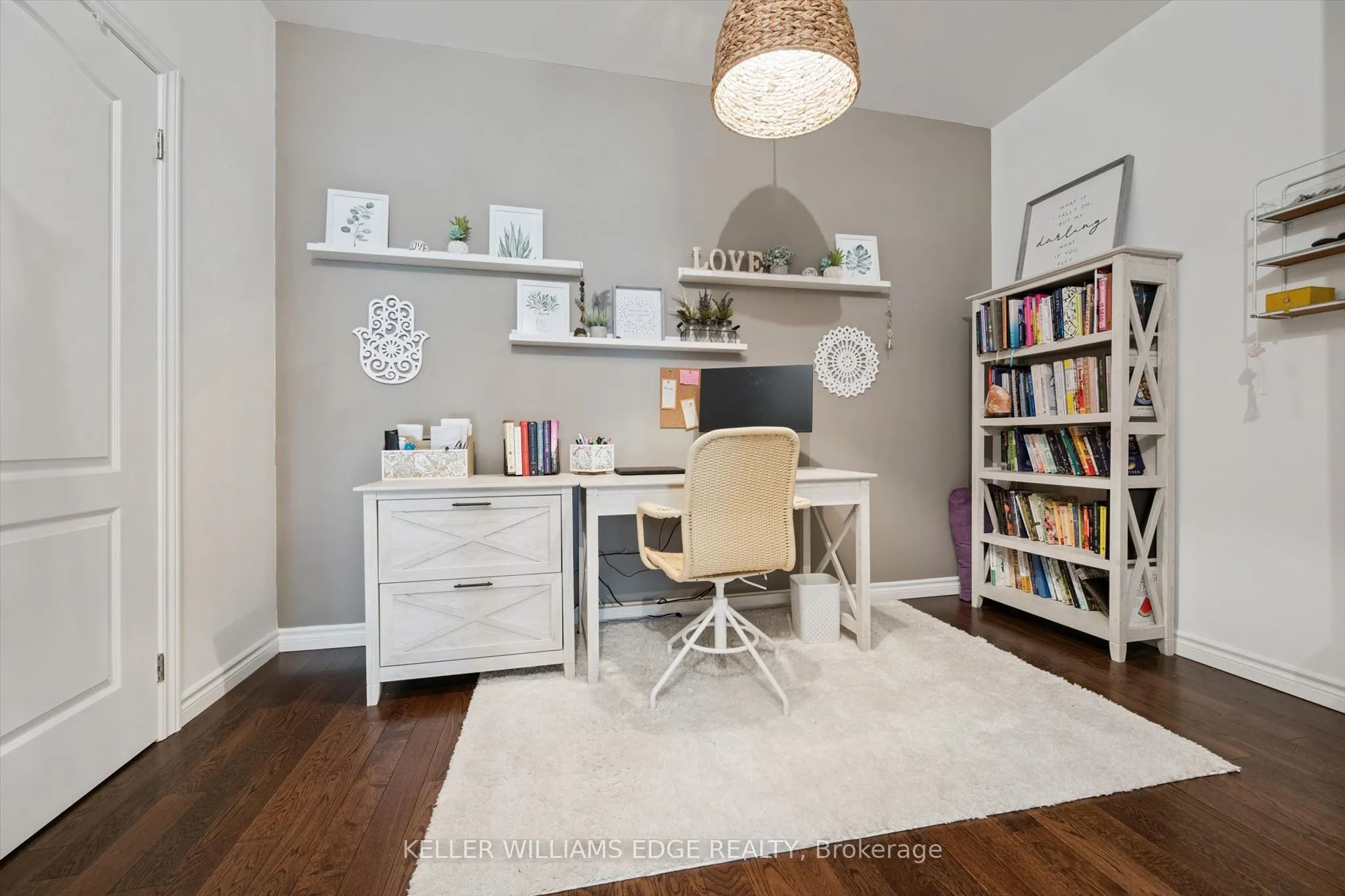 34 Plains Road E #208