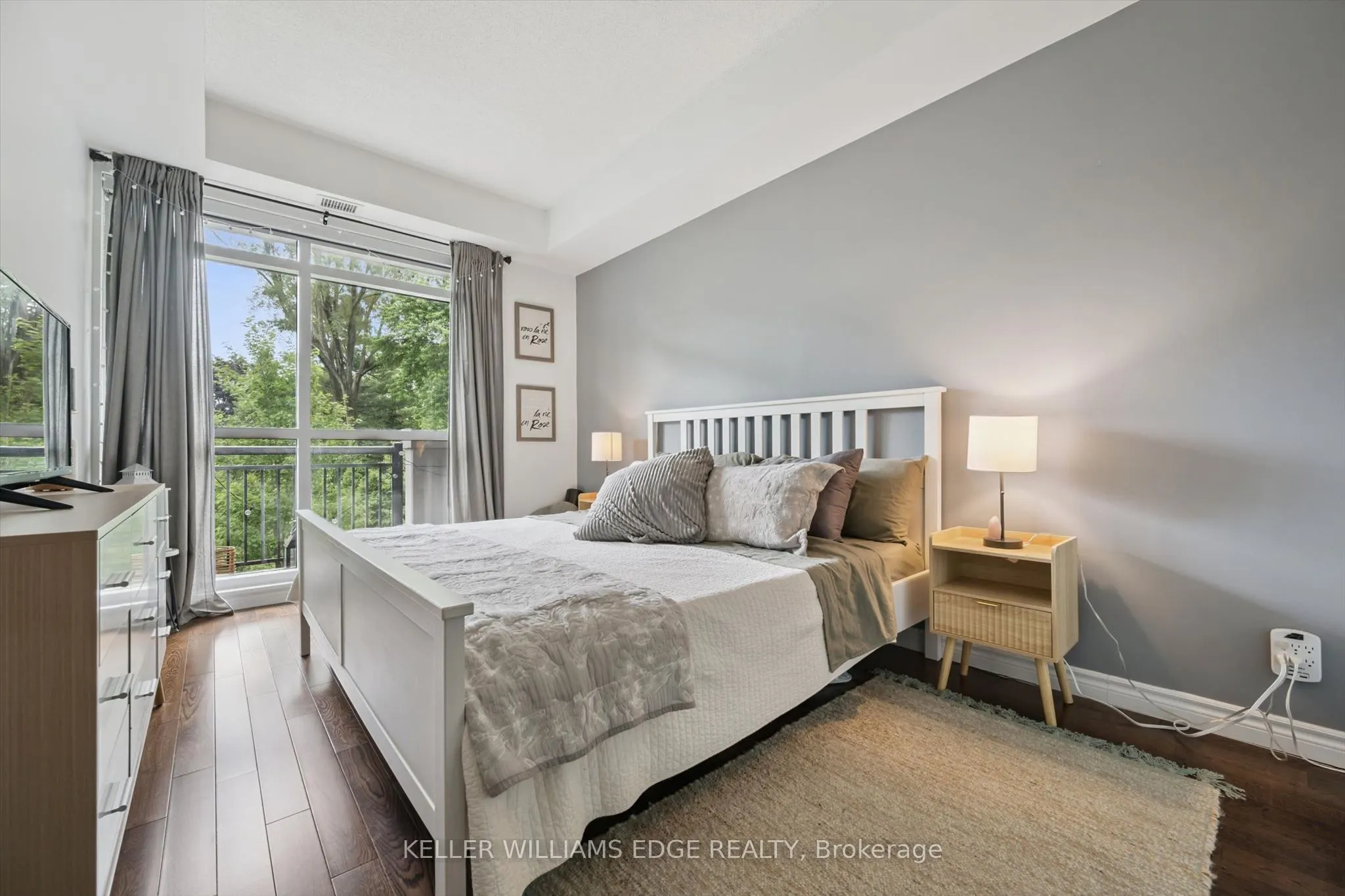34 Plains Road E #208