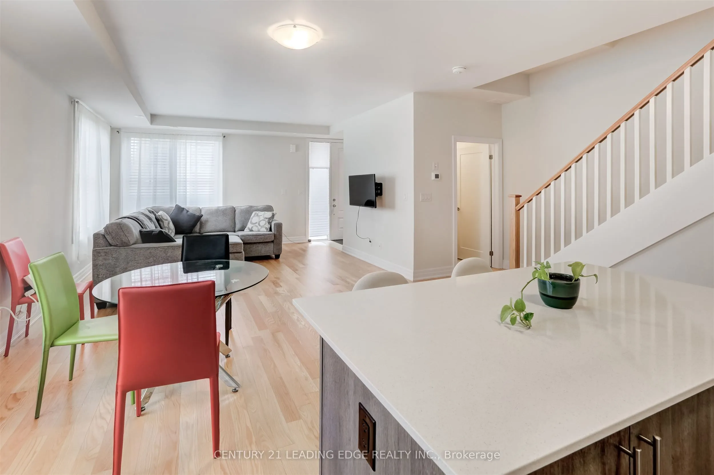 1180 Cawthra Road #106