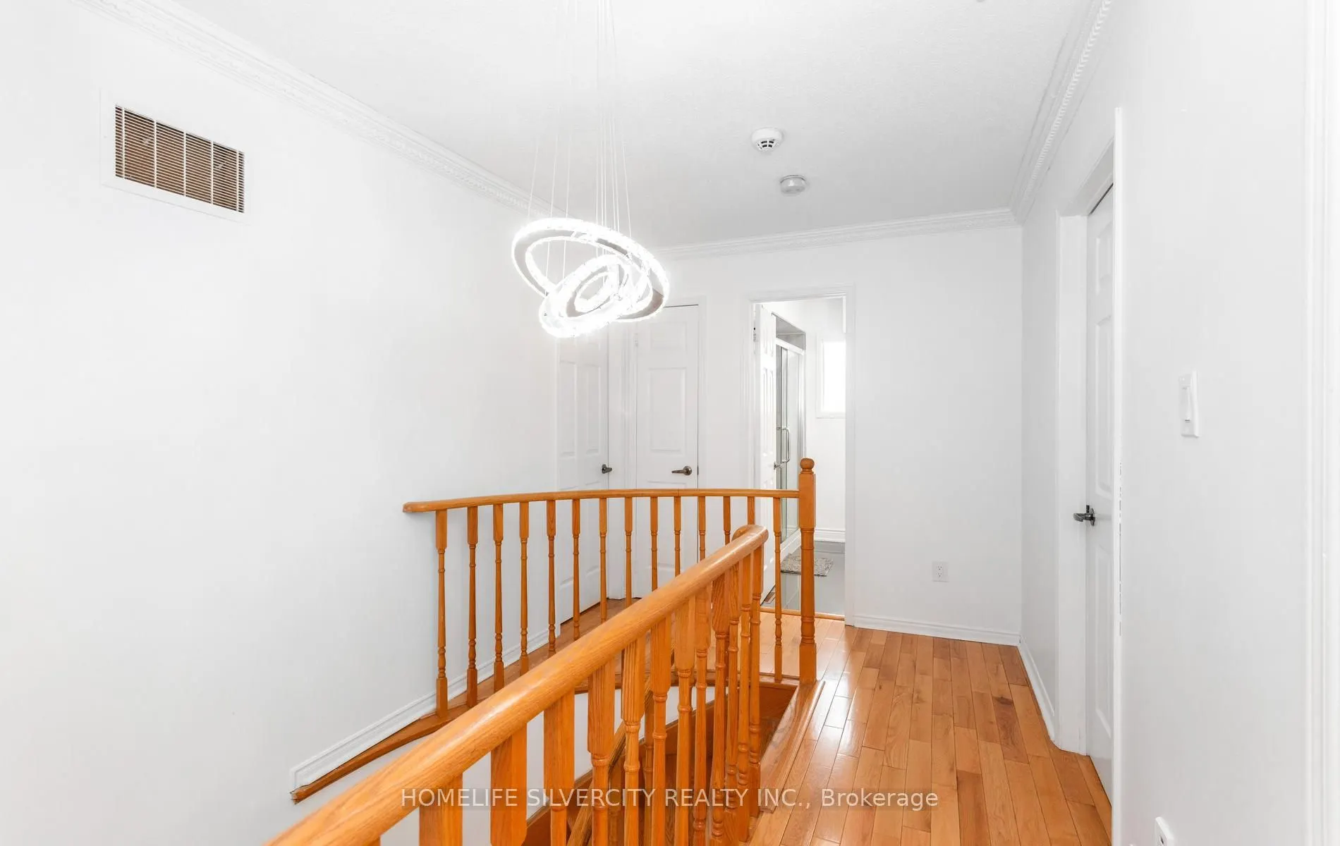 303 Hickory Circle