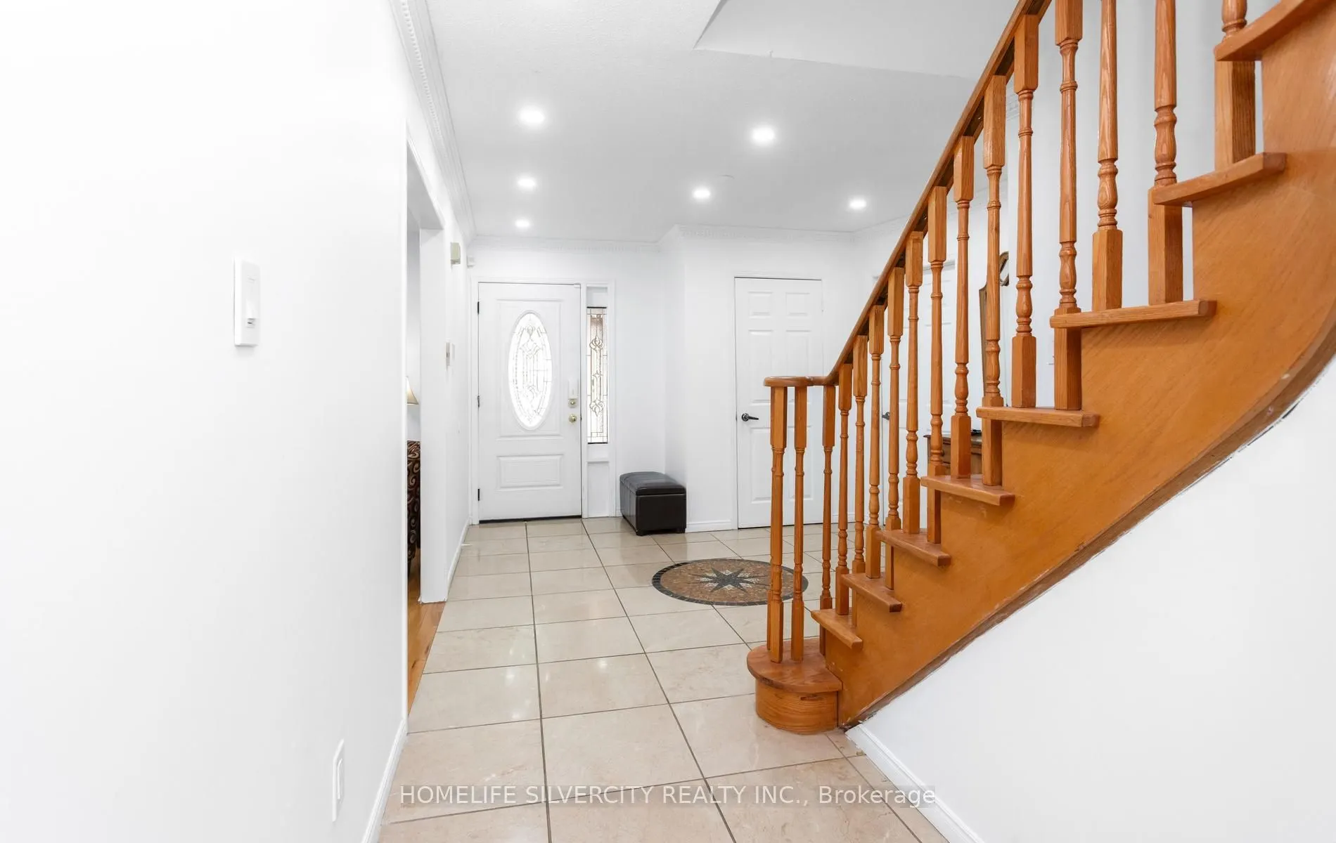 303 Hickory Circle