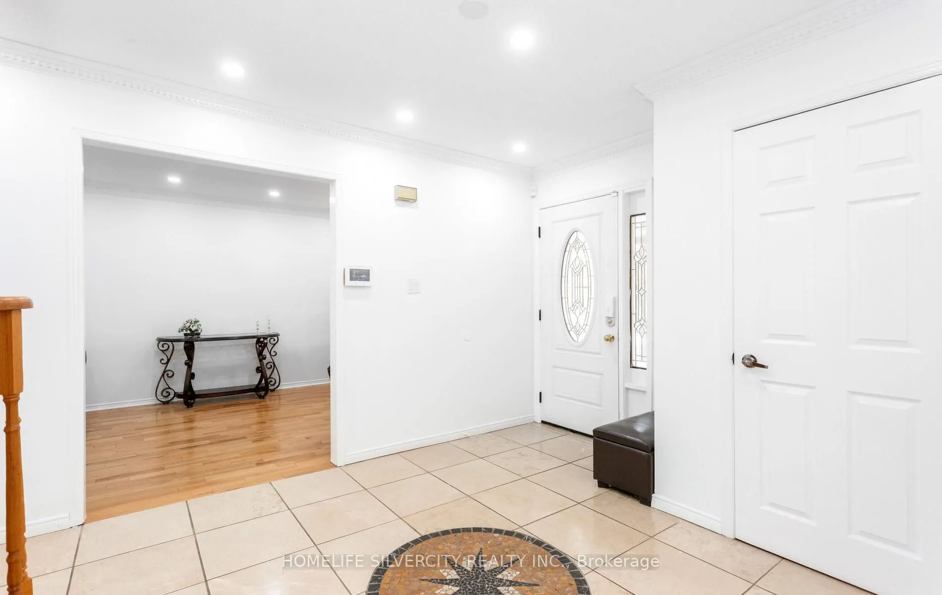 303 Hickory Circle