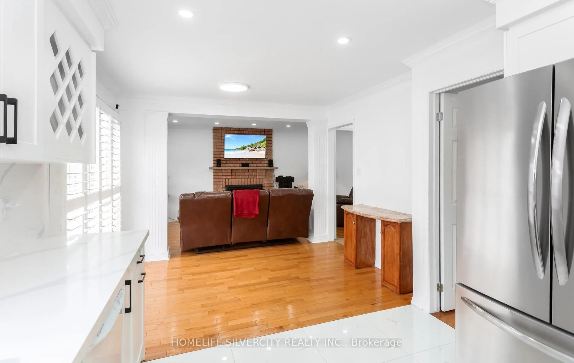 303 Hickory Circle