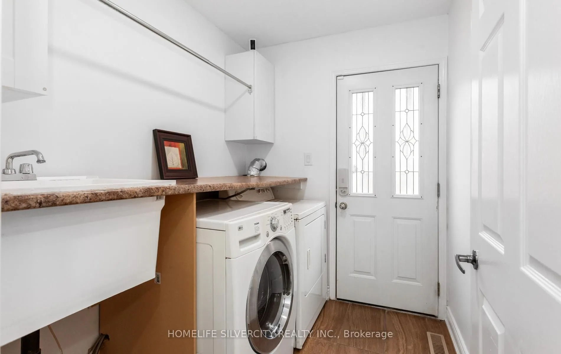 303 Hickory Circle