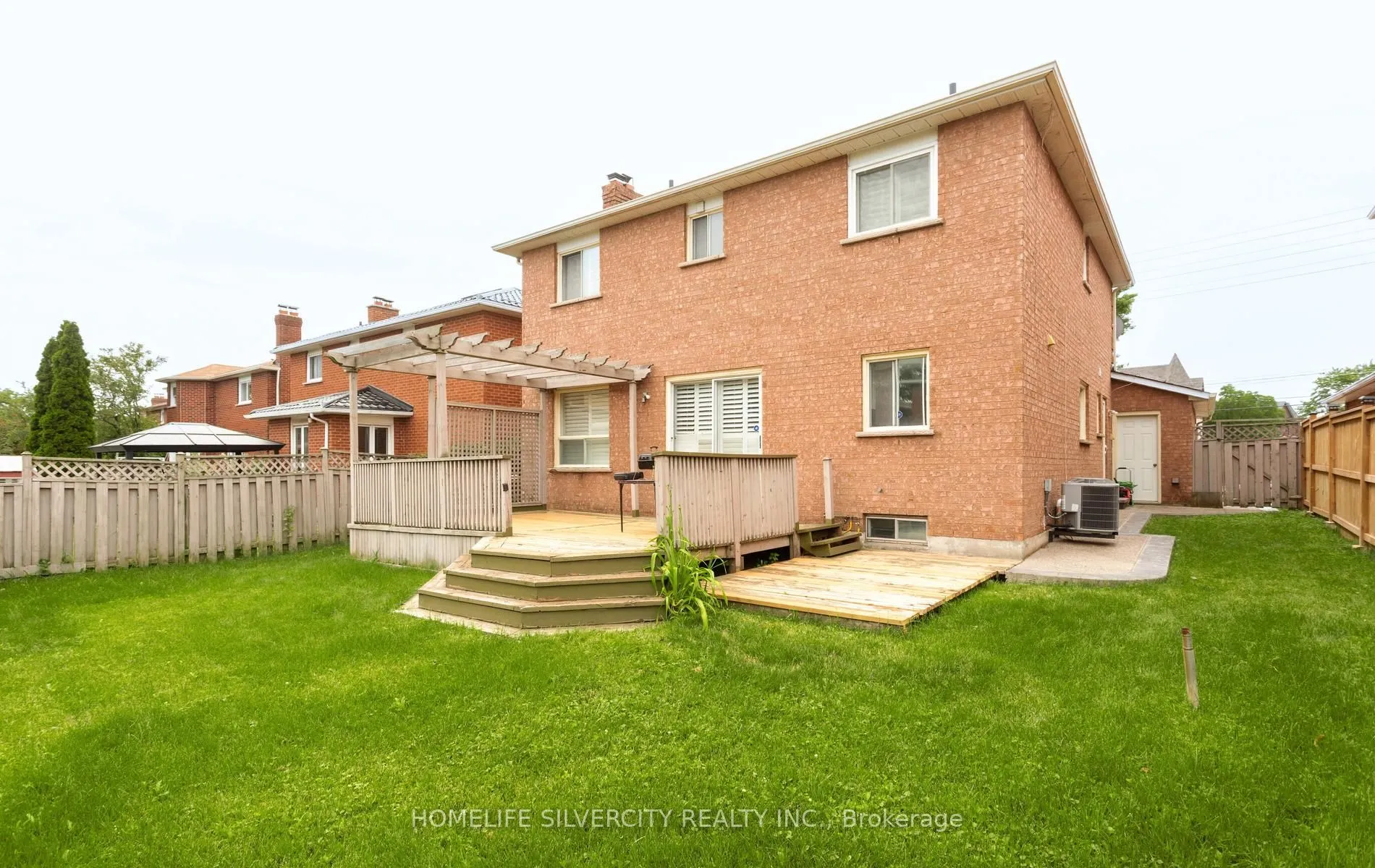 303 Hickory Circle