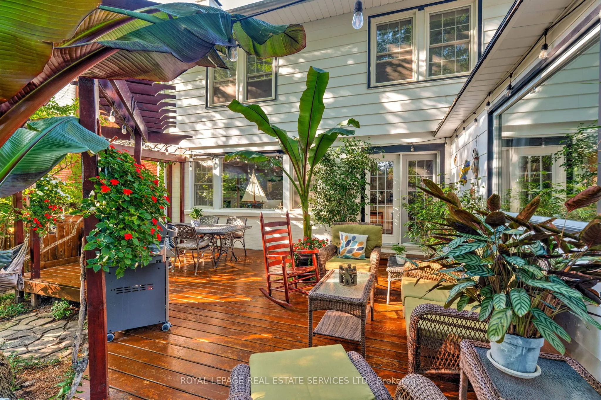 145 Suffolk Avenue