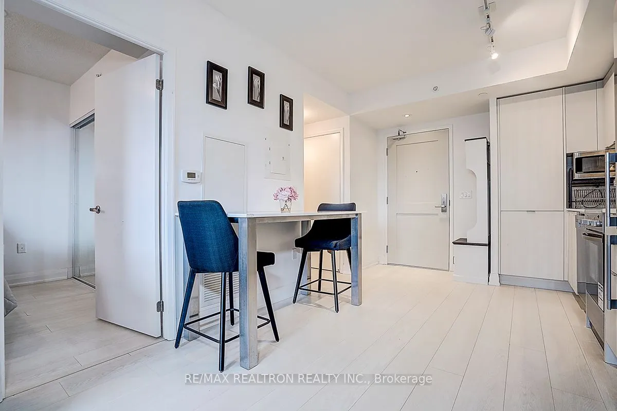 26 Gibbs Road #530