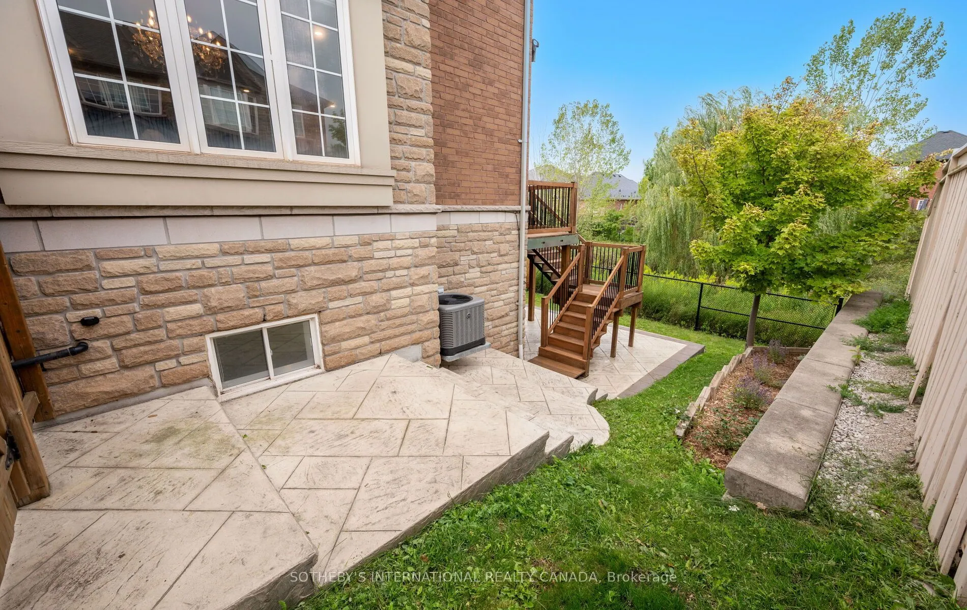 745 Farmstead Drive #21