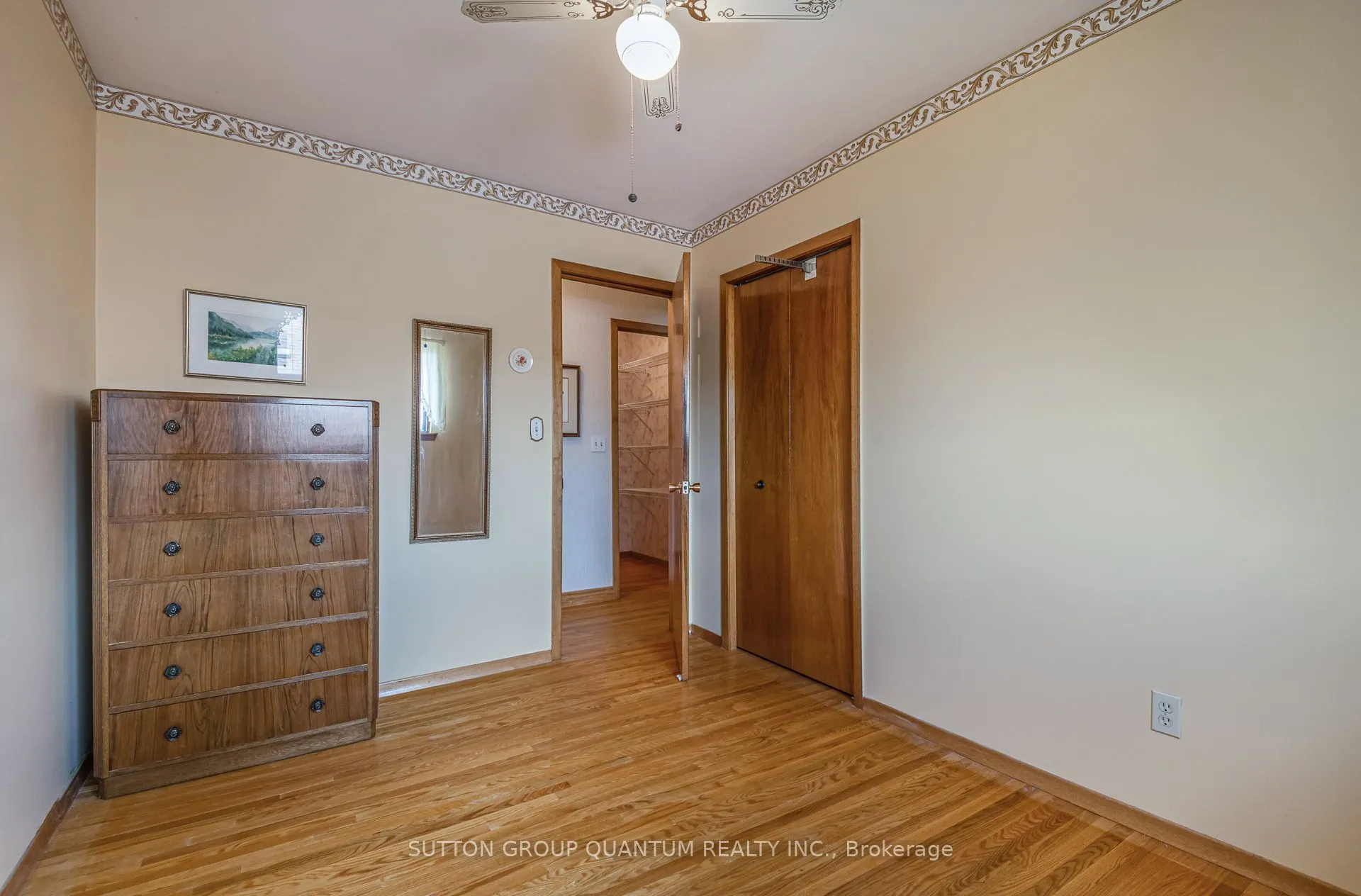 754 Eaglemount Crescent