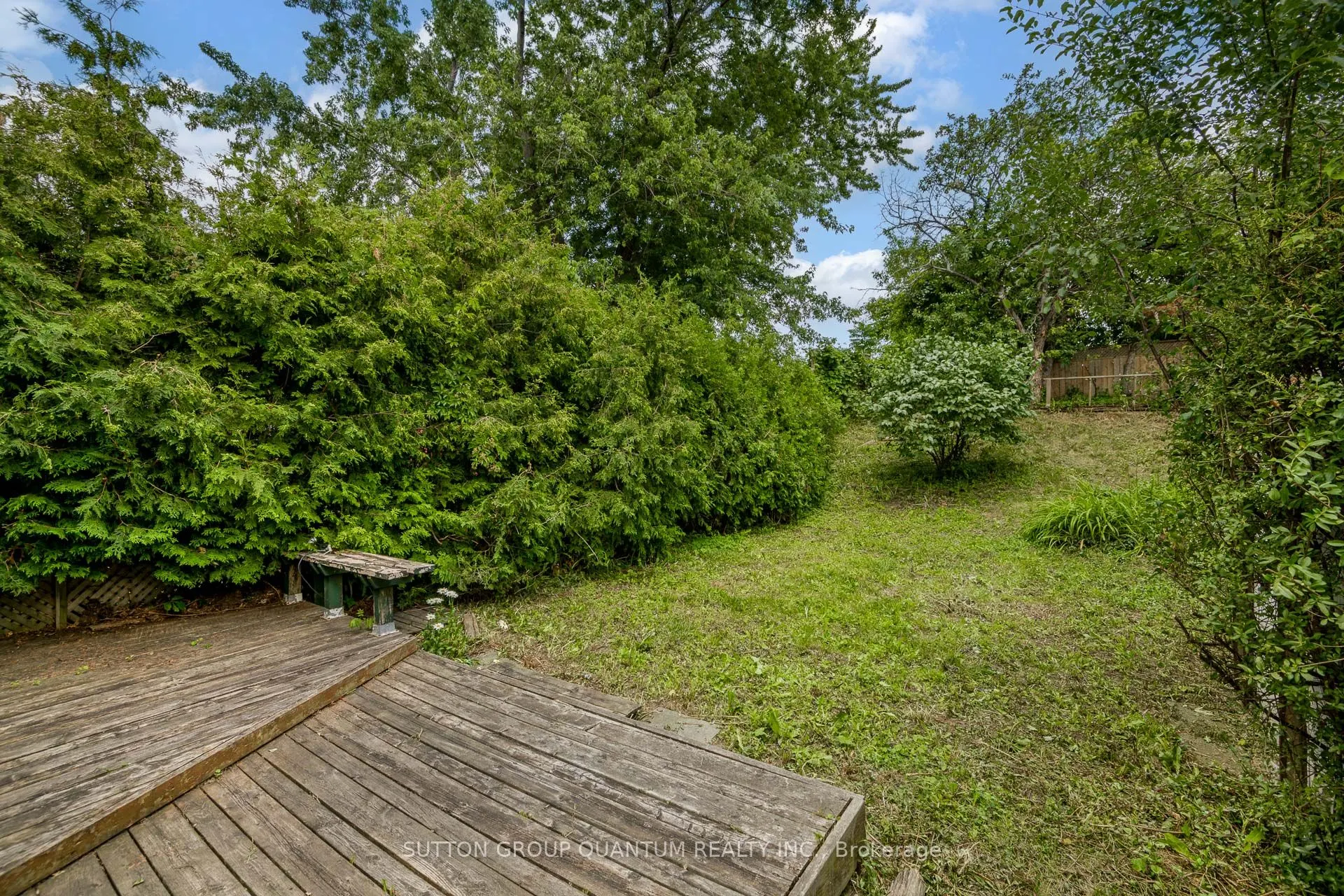 754 Eaglemount Crescent