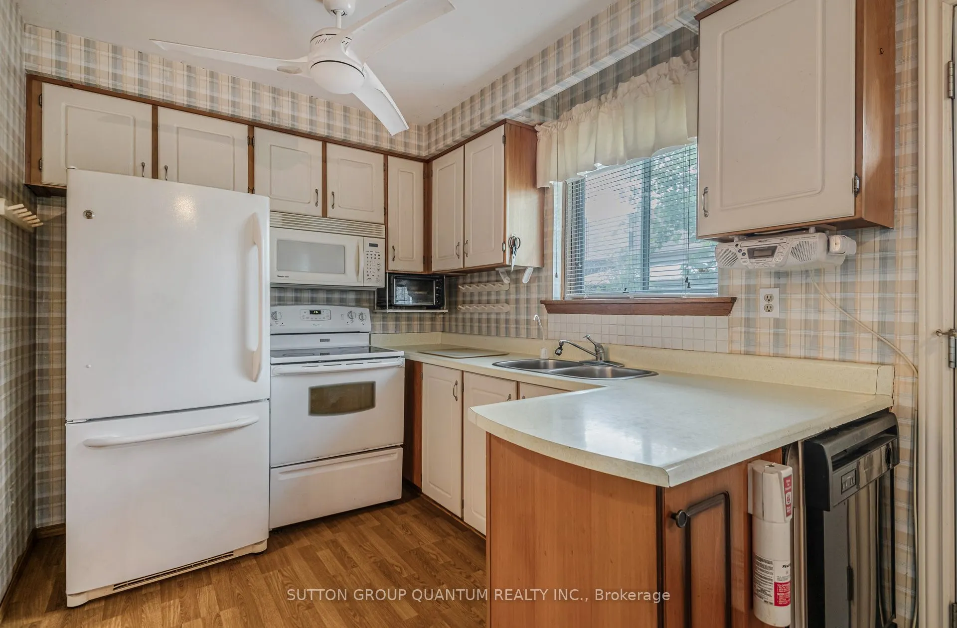 754 Eaglemount Crescent